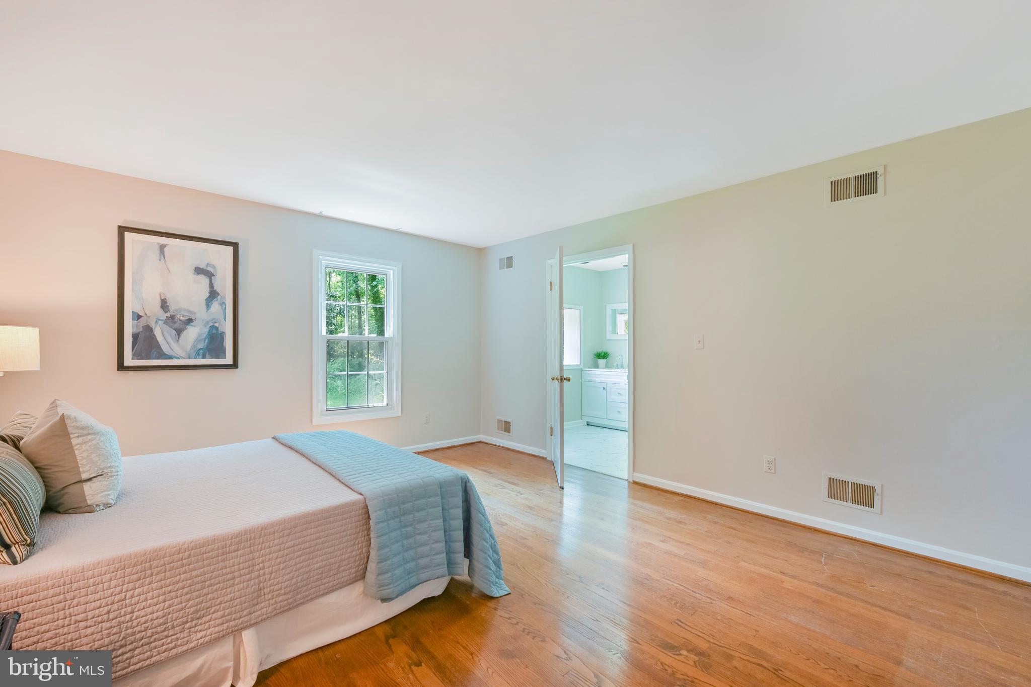 MERRYWOOD MANOR - Residential