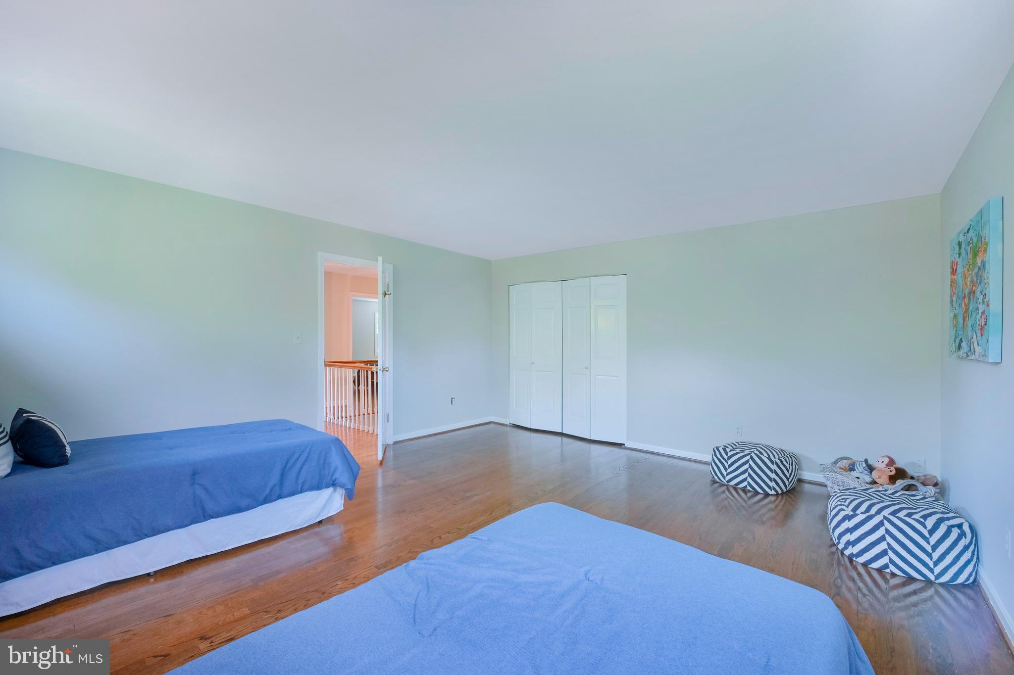 MERRYWOOD MANOR - Residential