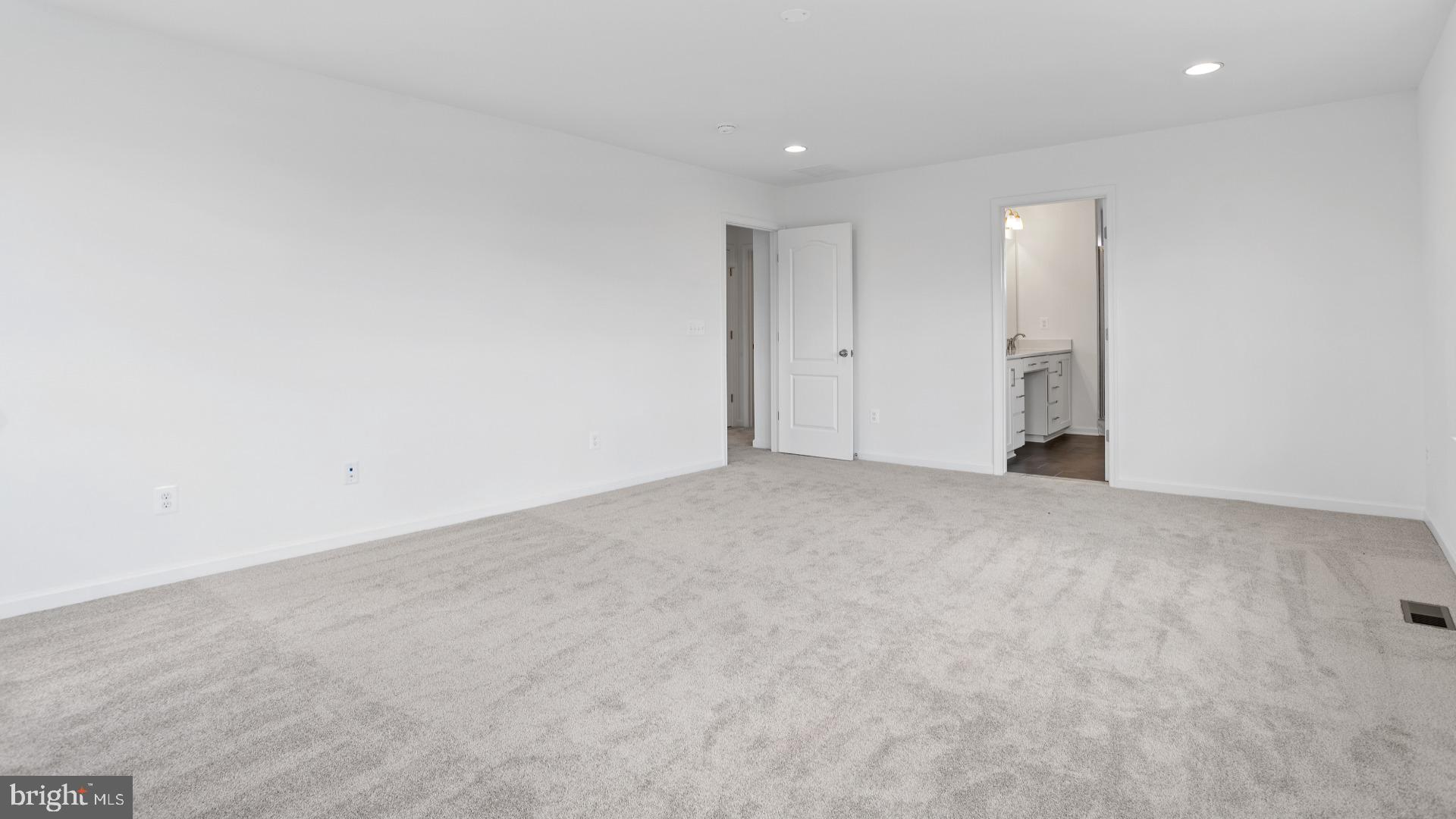 HUNTFIELD - Residential