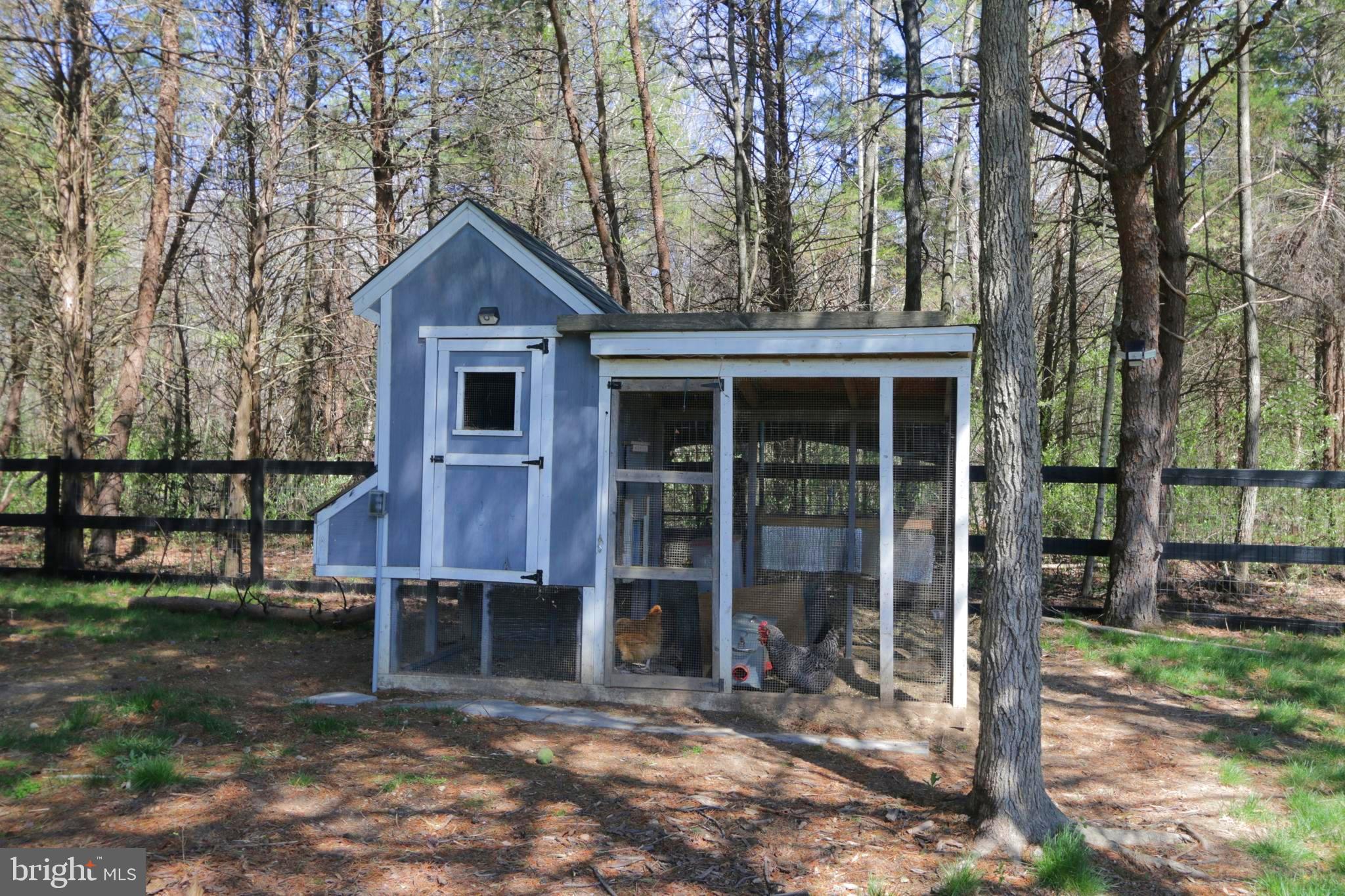 SARATOGA WOODS - Residential