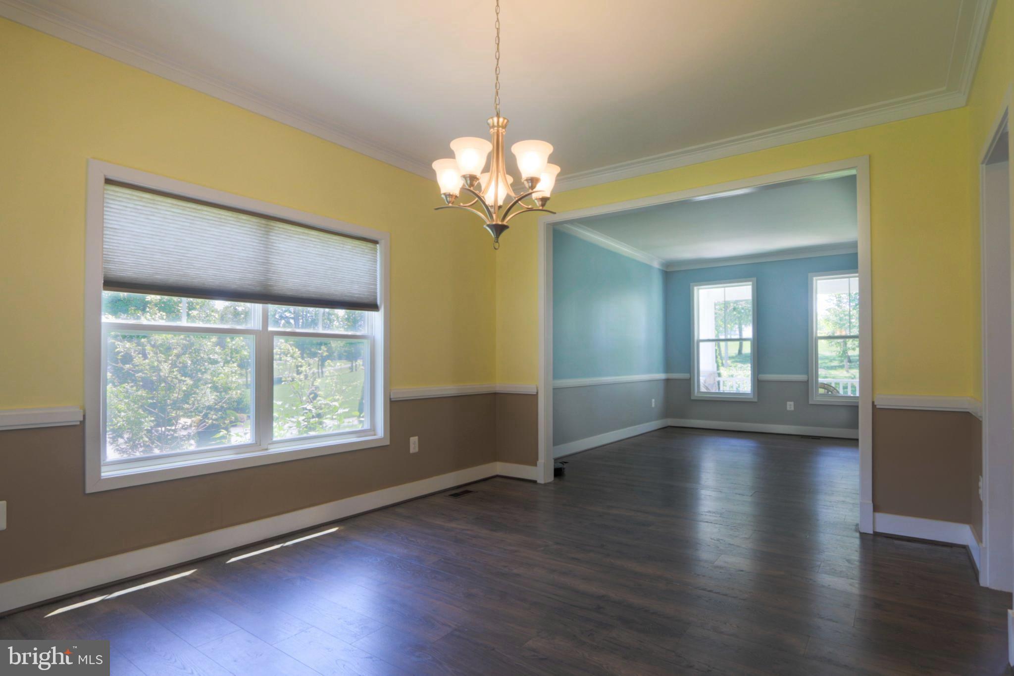 SARATOGA WOODS - Residential