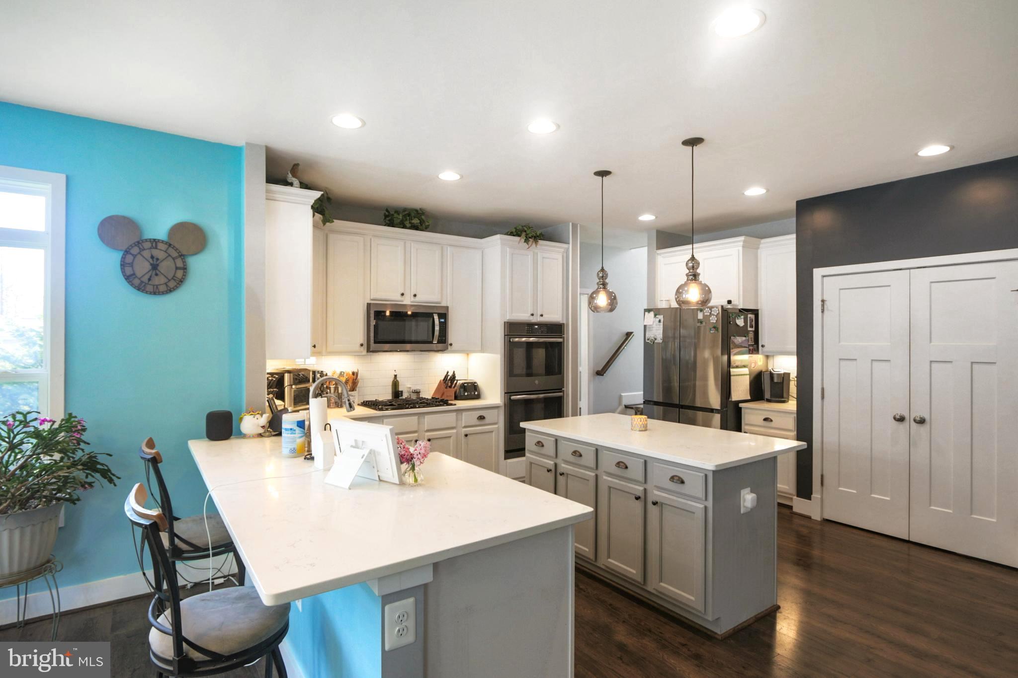 SARATOGA WOODS - Residential