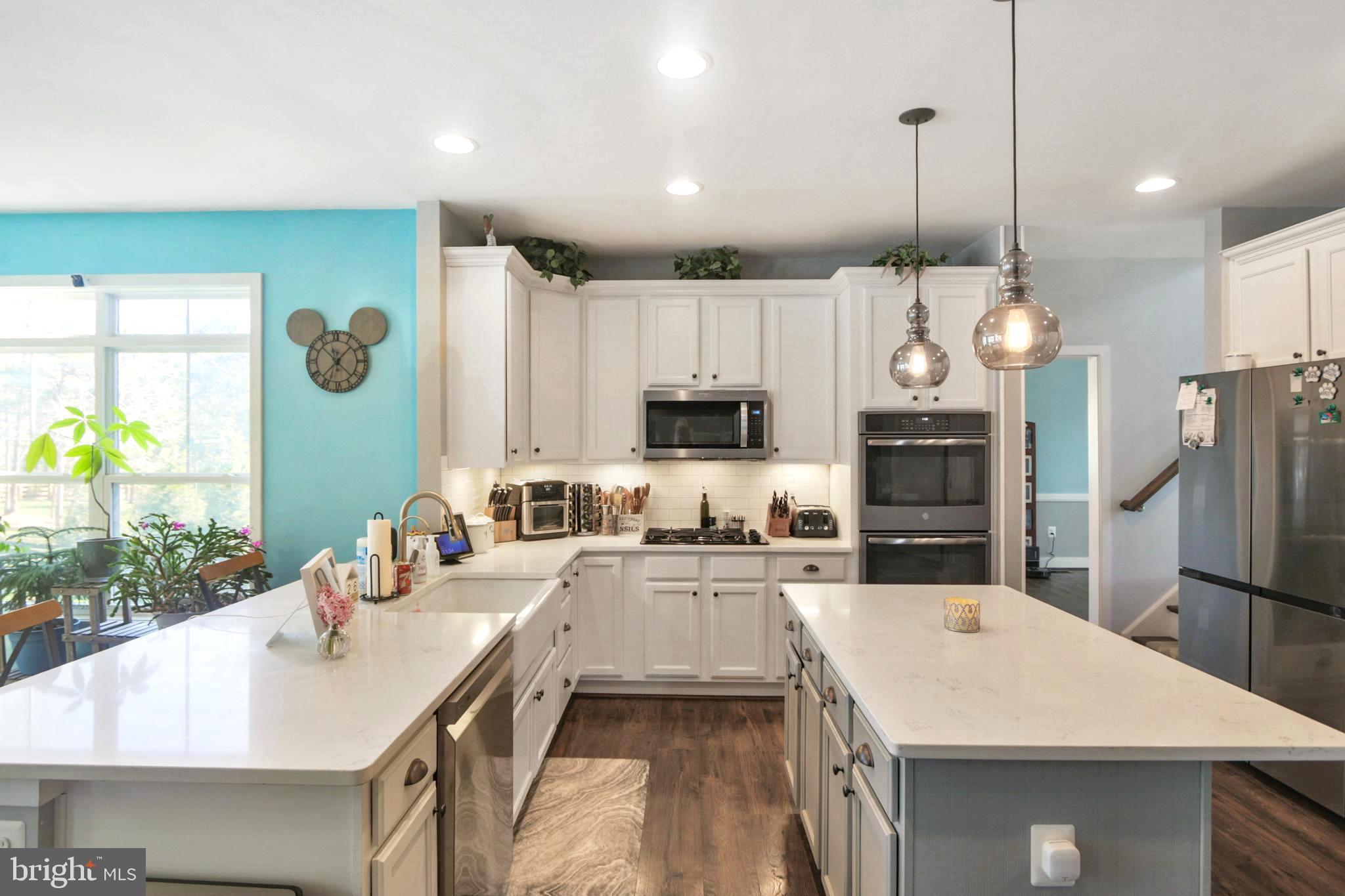 SARATOGA WOODS - Residential