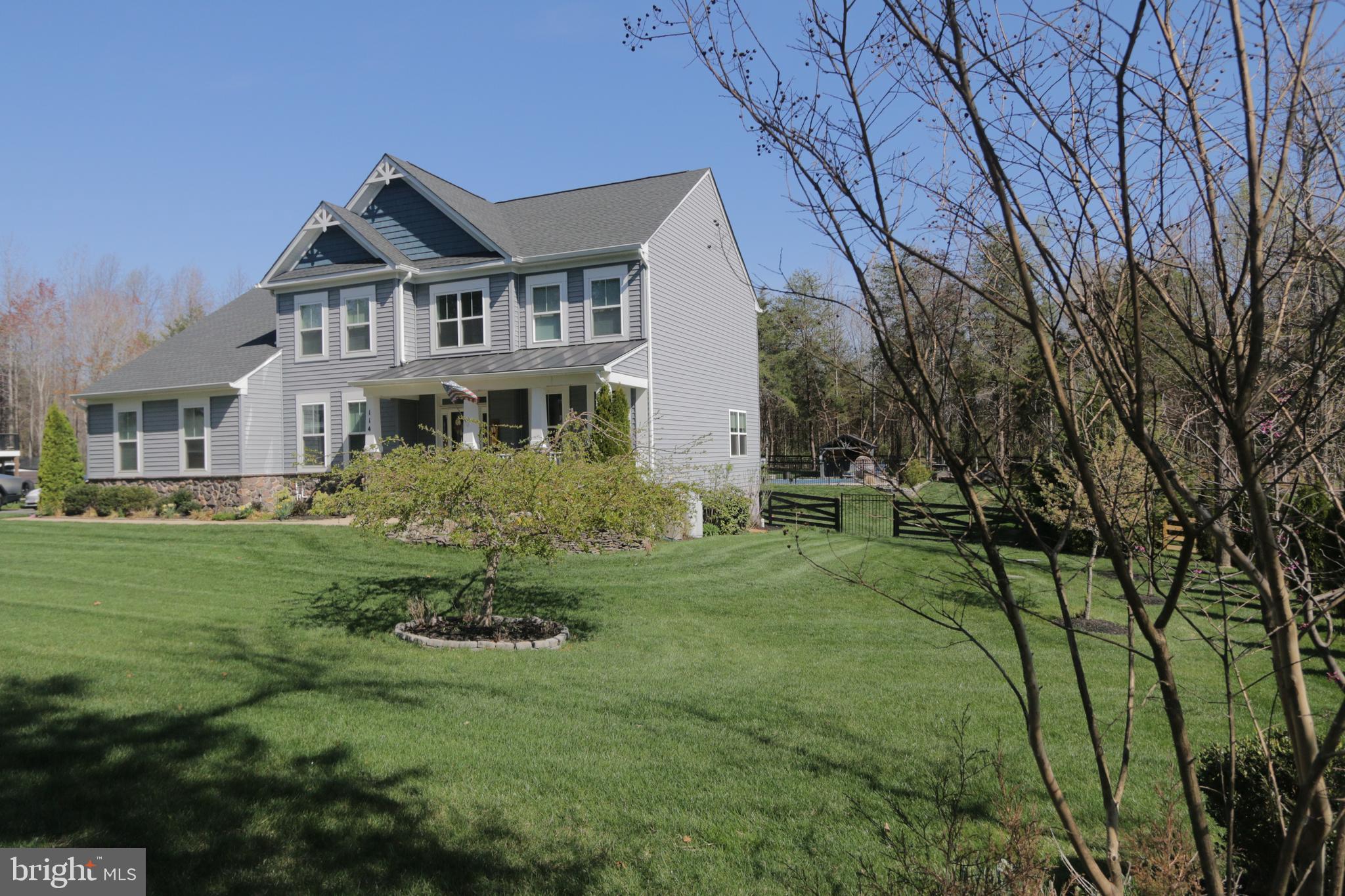 SARATOGA WOODS - Residential