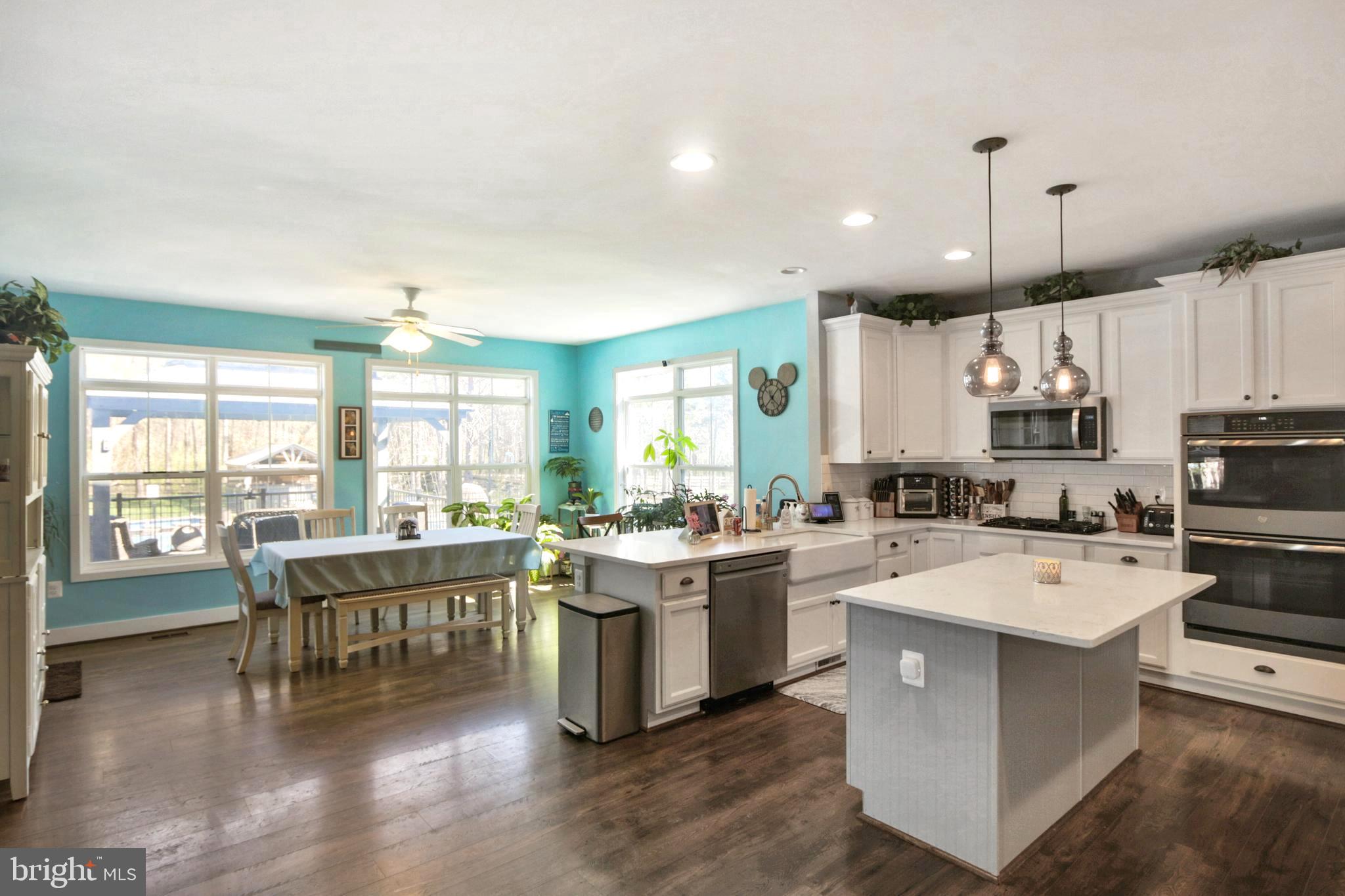 SARATOGA WOODS - Residential
