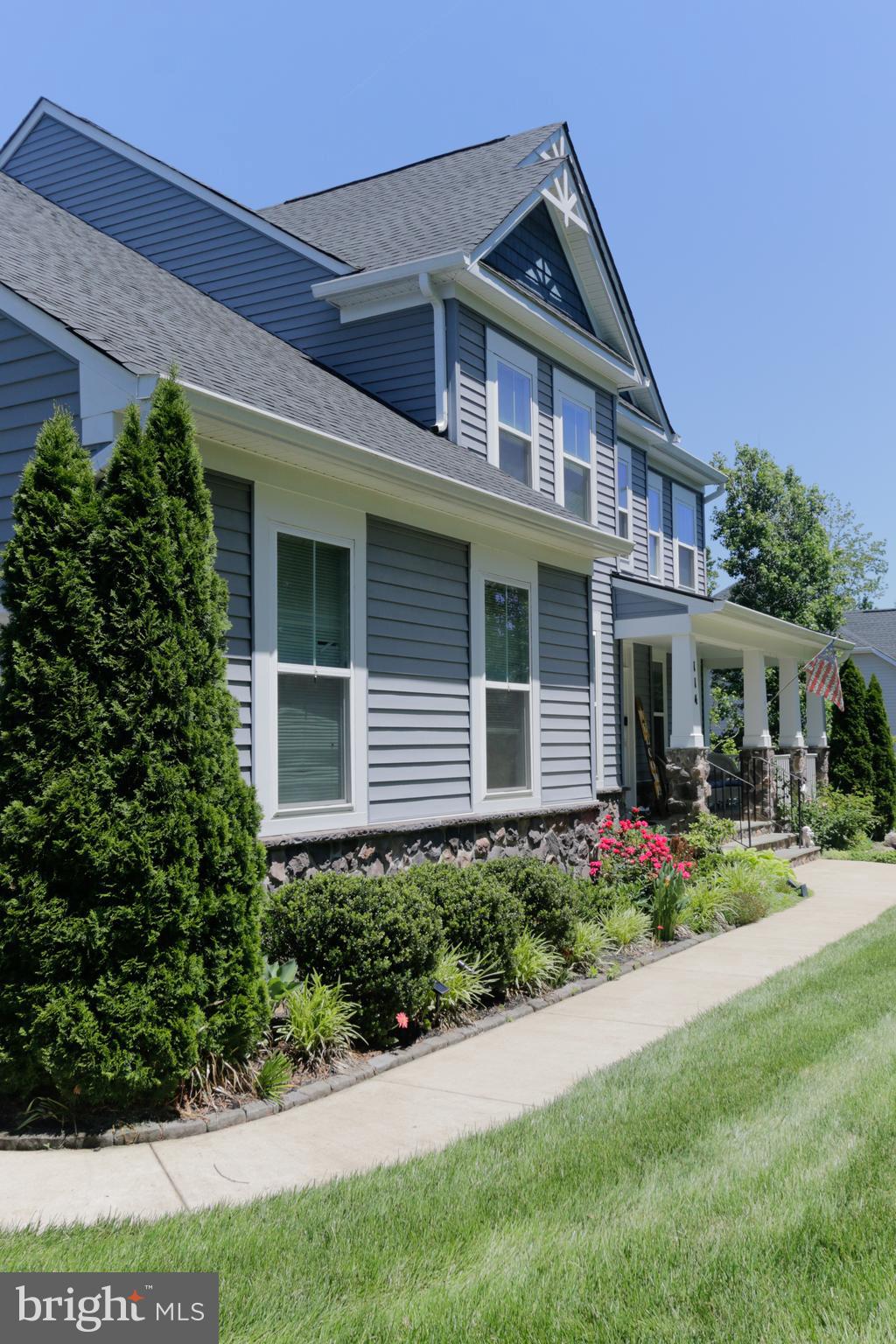 SARATOGA WOODS - Residential