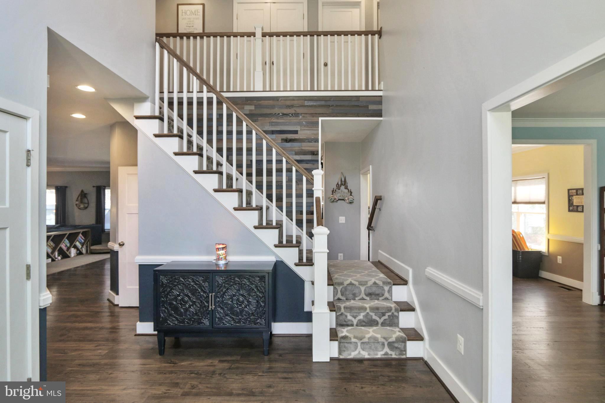 SARATOGA WOODS - Residential