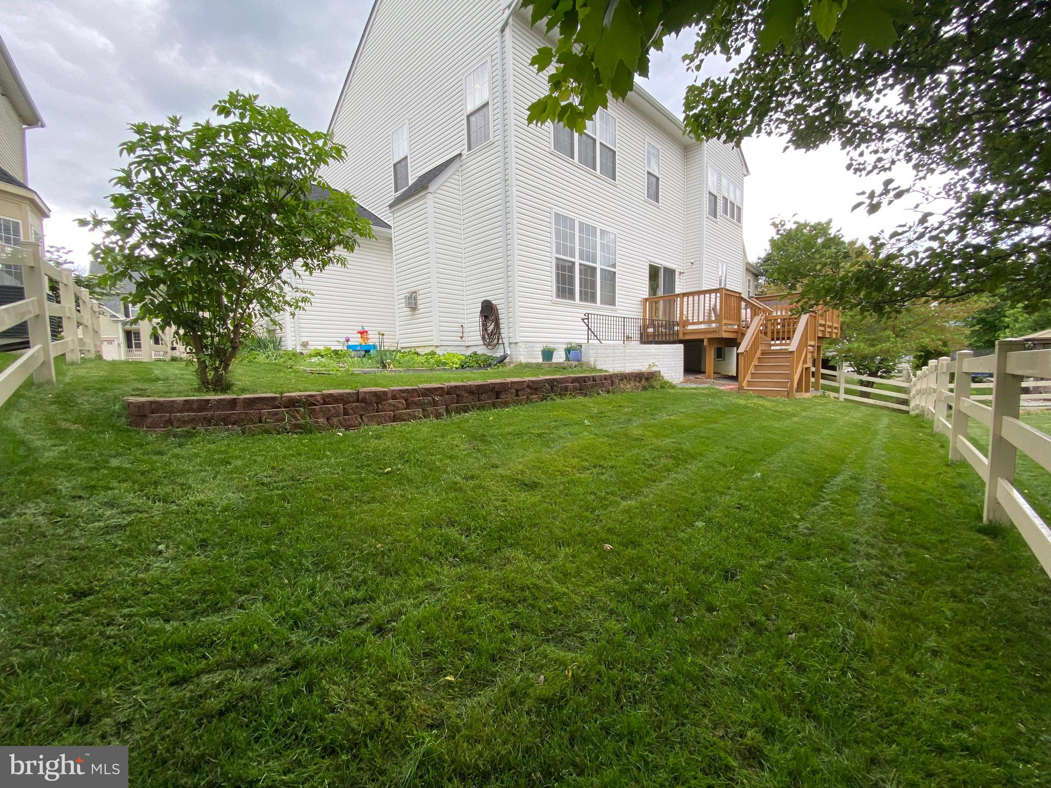MOUNTAIN VALLEY - Residential