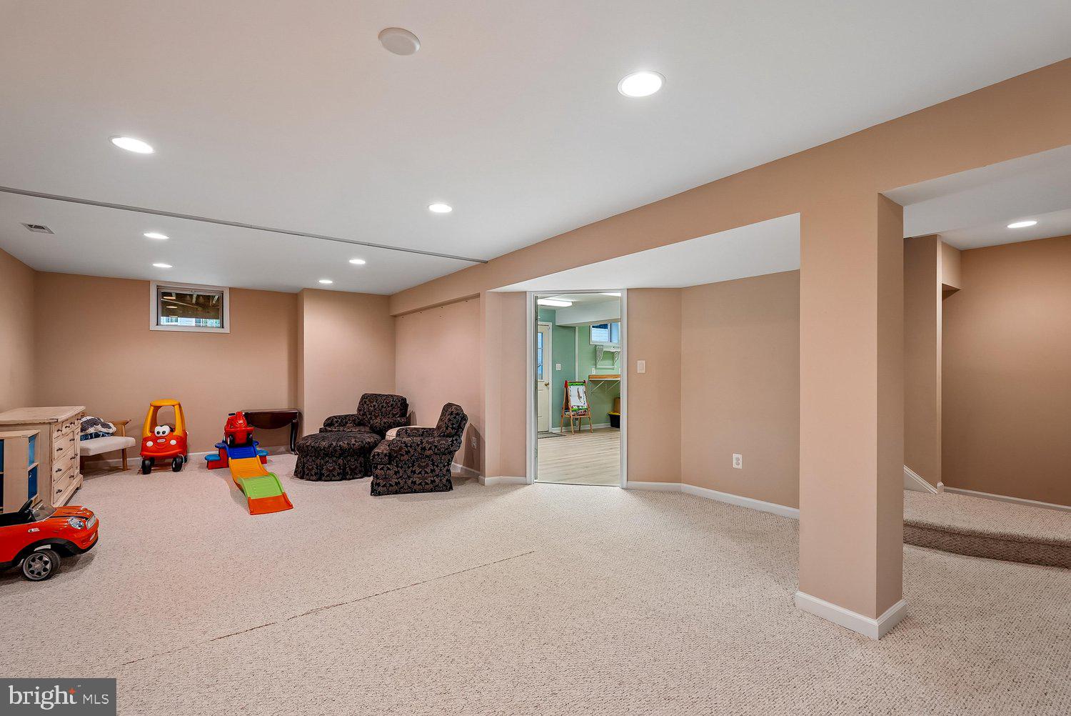 MOUNTAIN VALLEY - Residential
