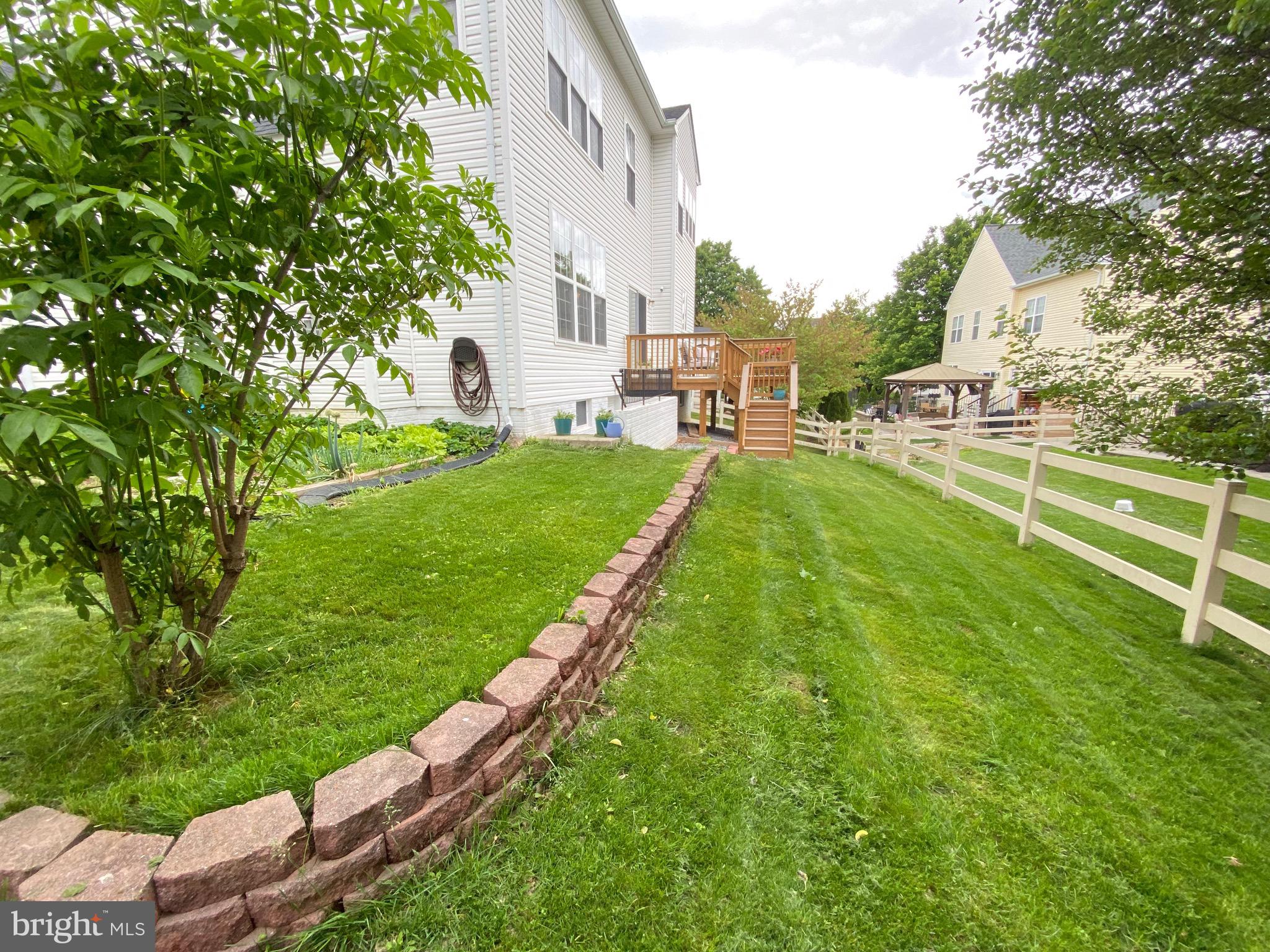 MOUNTAIN VALLEY - Residential