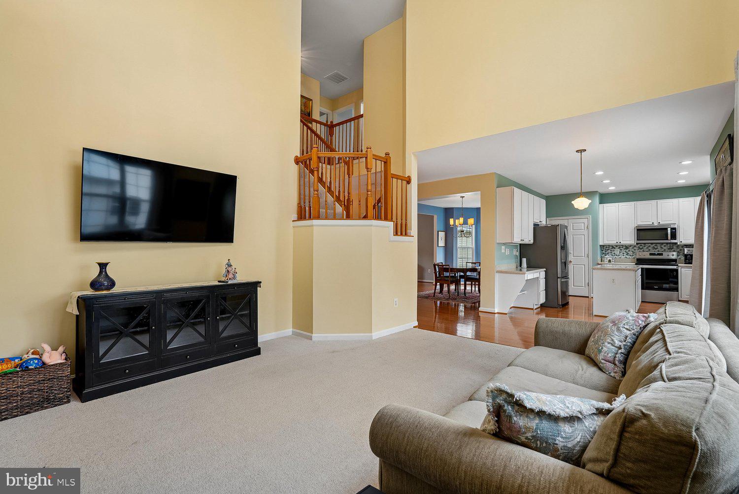 MOUNTAIN VALLEY - Residential