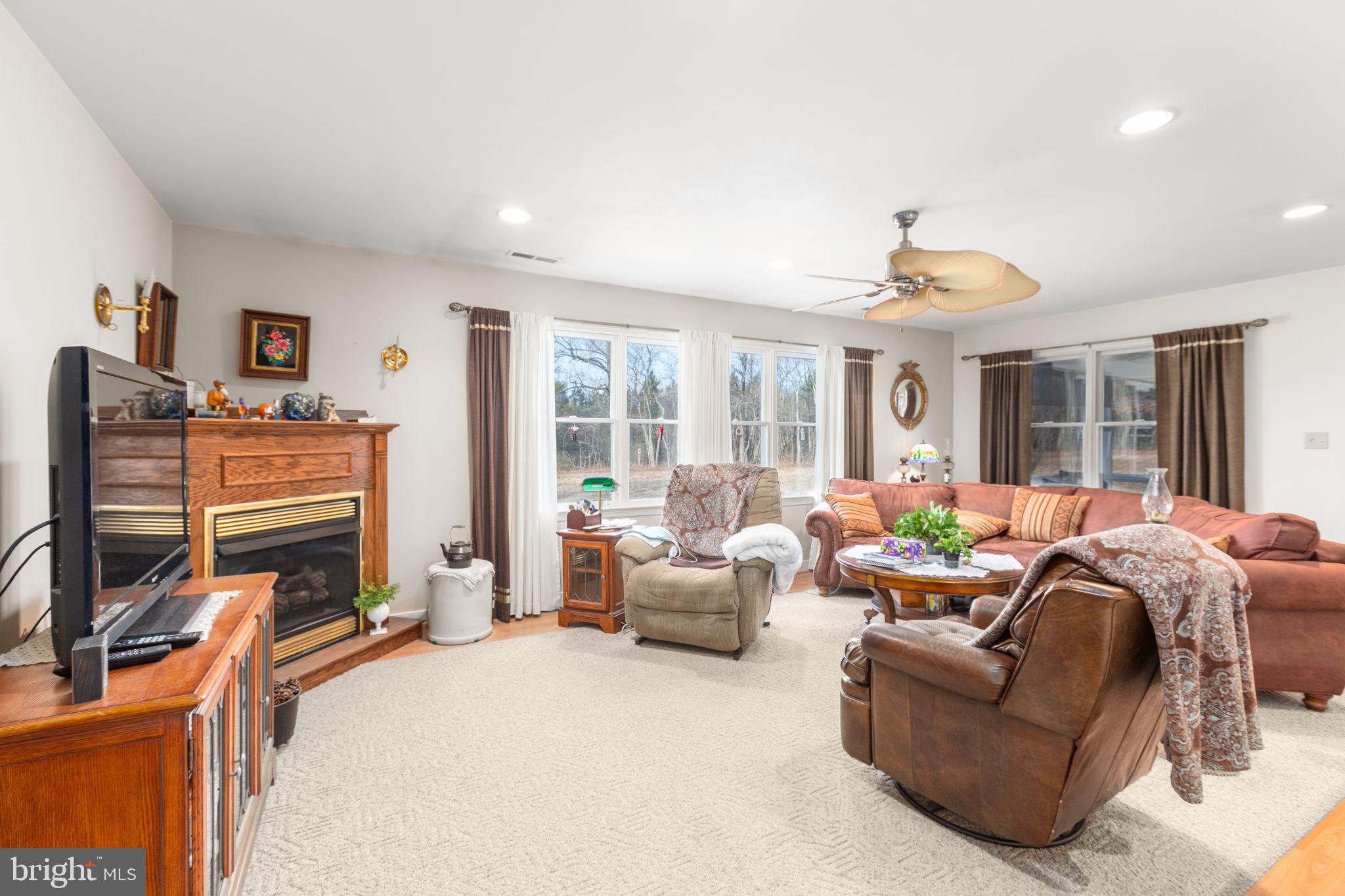 MEADOW VIEW - Residential