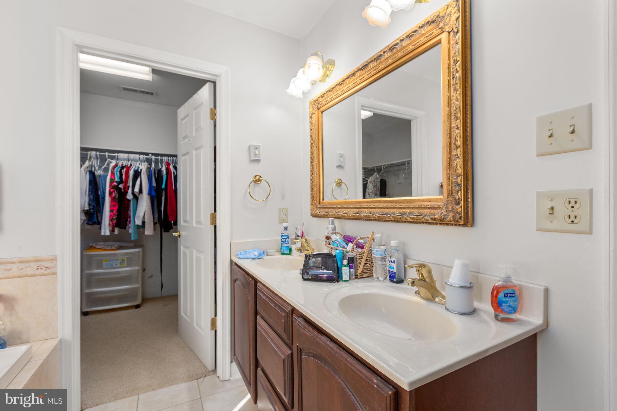 MEADOW VIEW - Residential