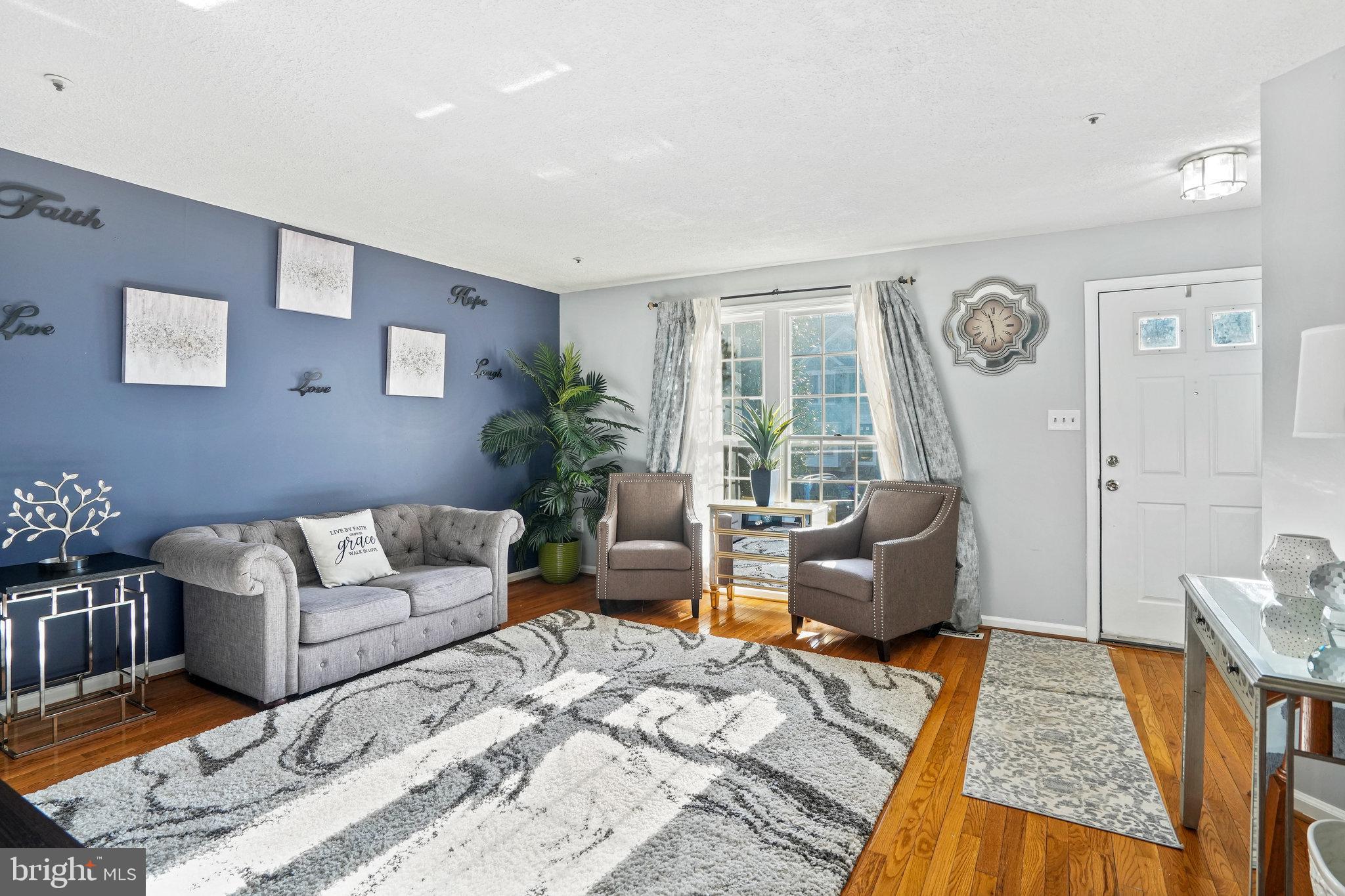 SADDLE CREEK - Residential