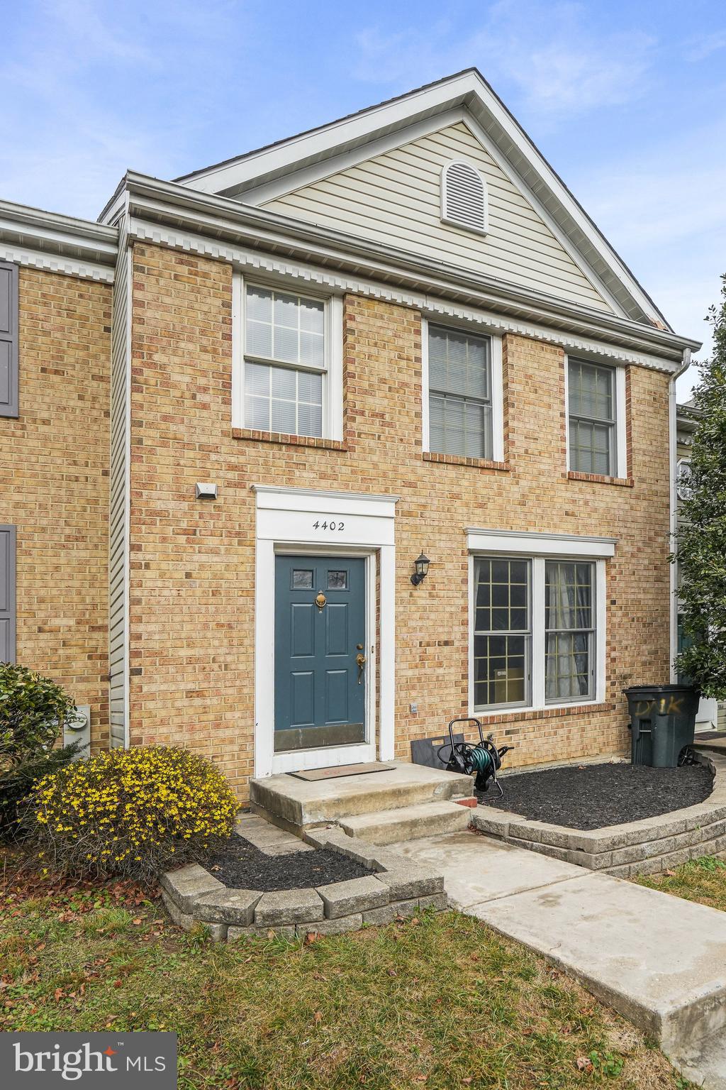 SADDLE CREEK - Residential