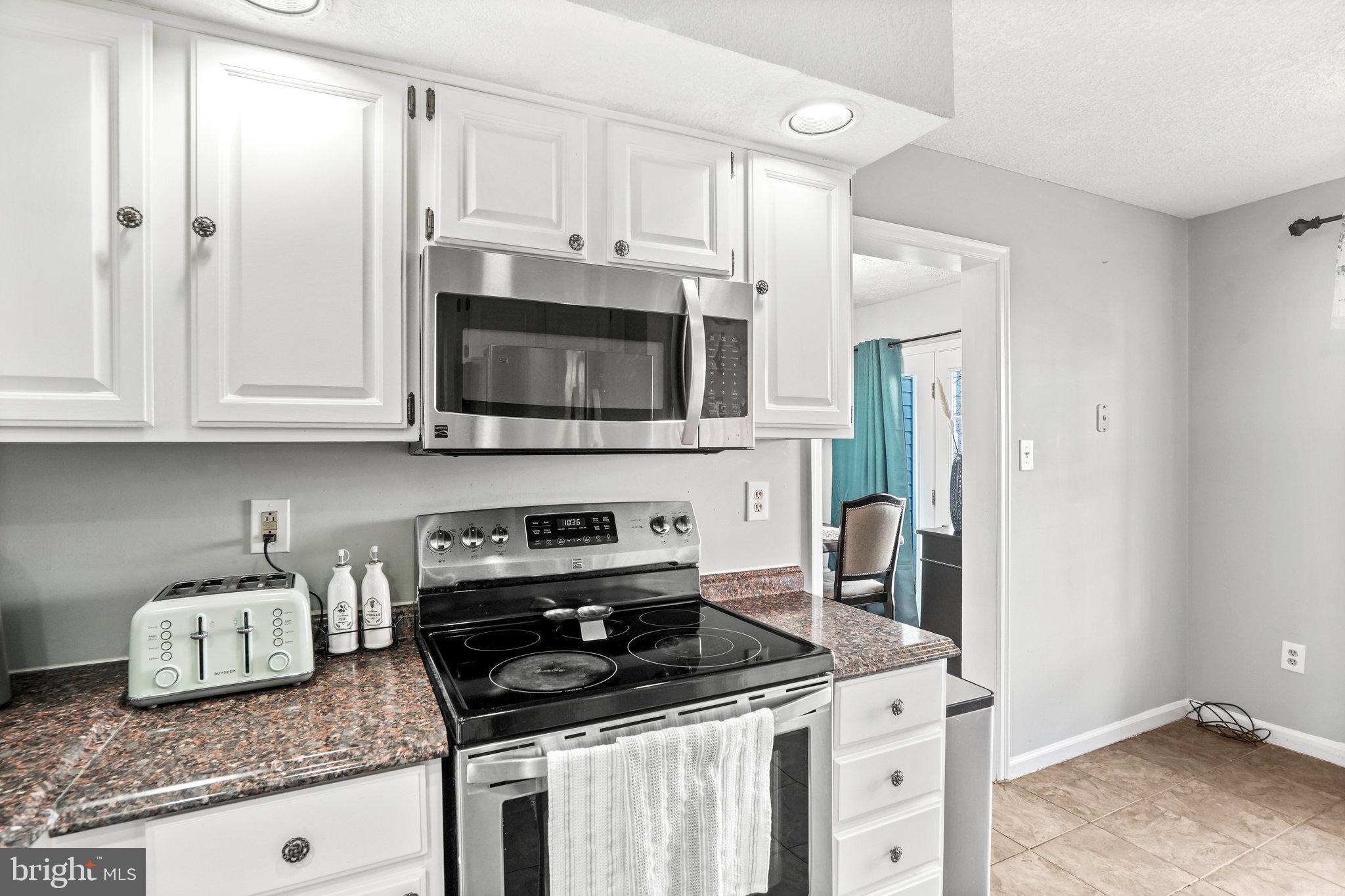 SADDLE CREEK - Residential