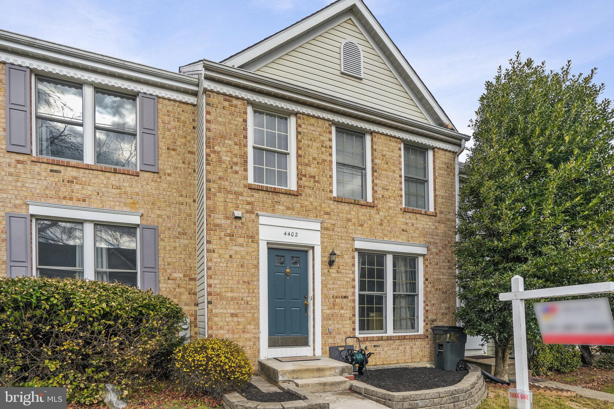 SADDLE CREEK - Residential