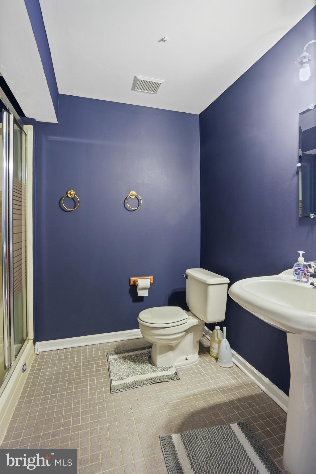 SADDLE CREEK - Residential