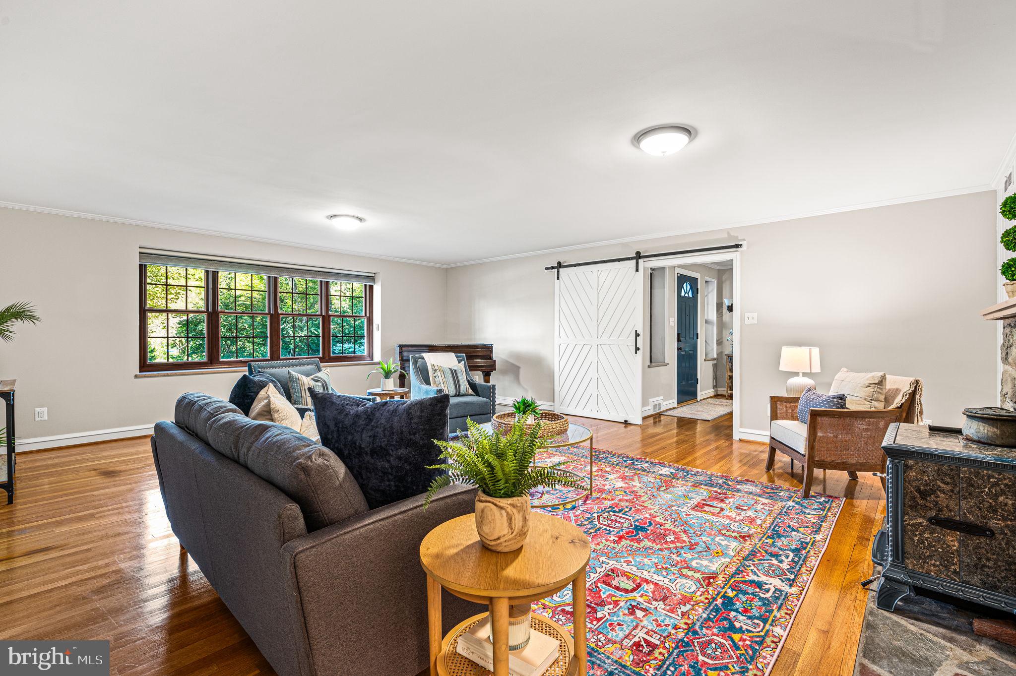 LAPIDEA HILLS - Residential