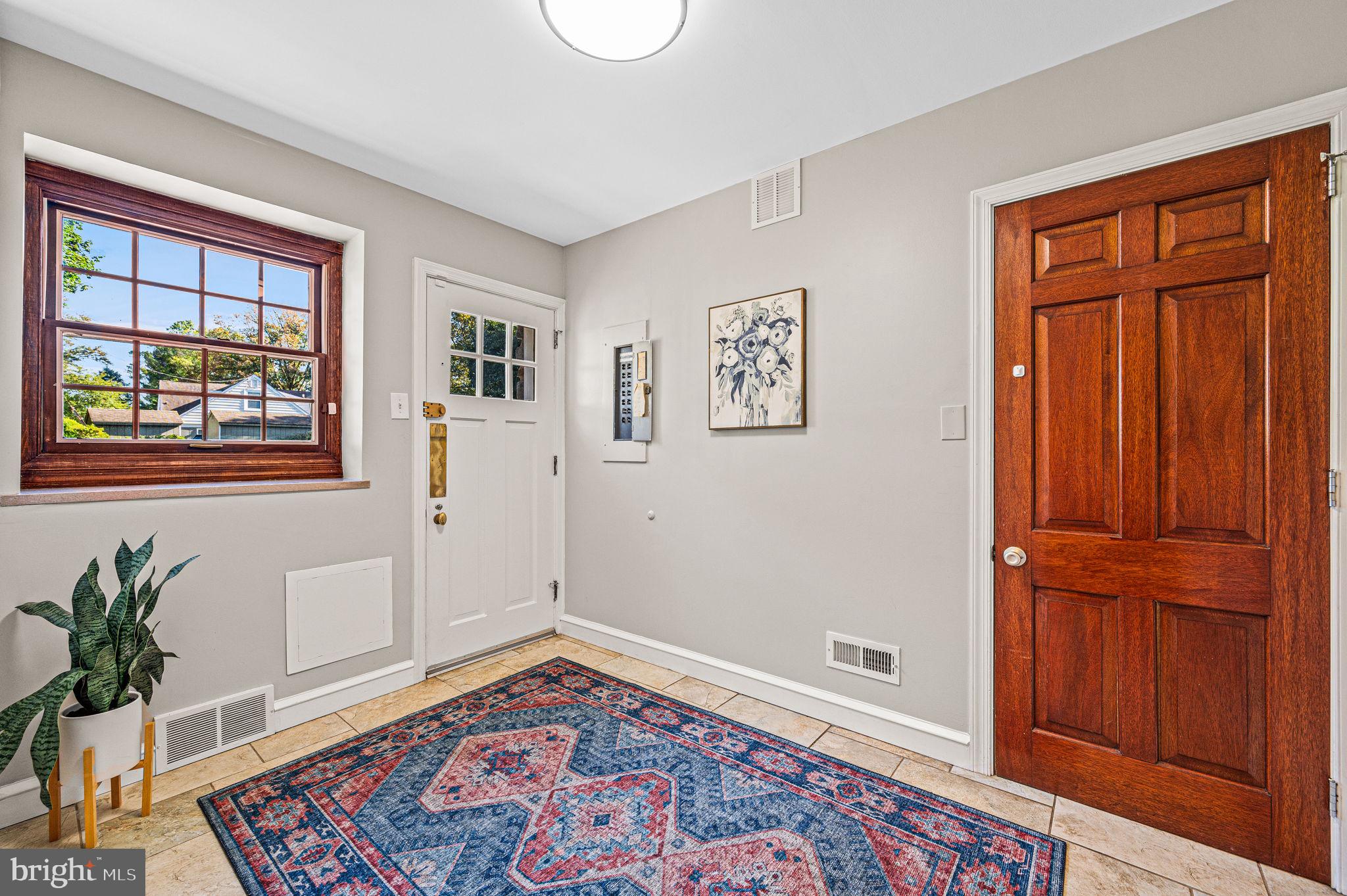 LAPIDEA HILLS - Residential