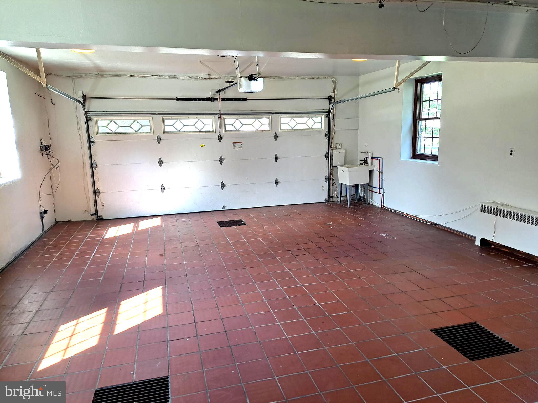 LAPIDEA HILLS - Residential