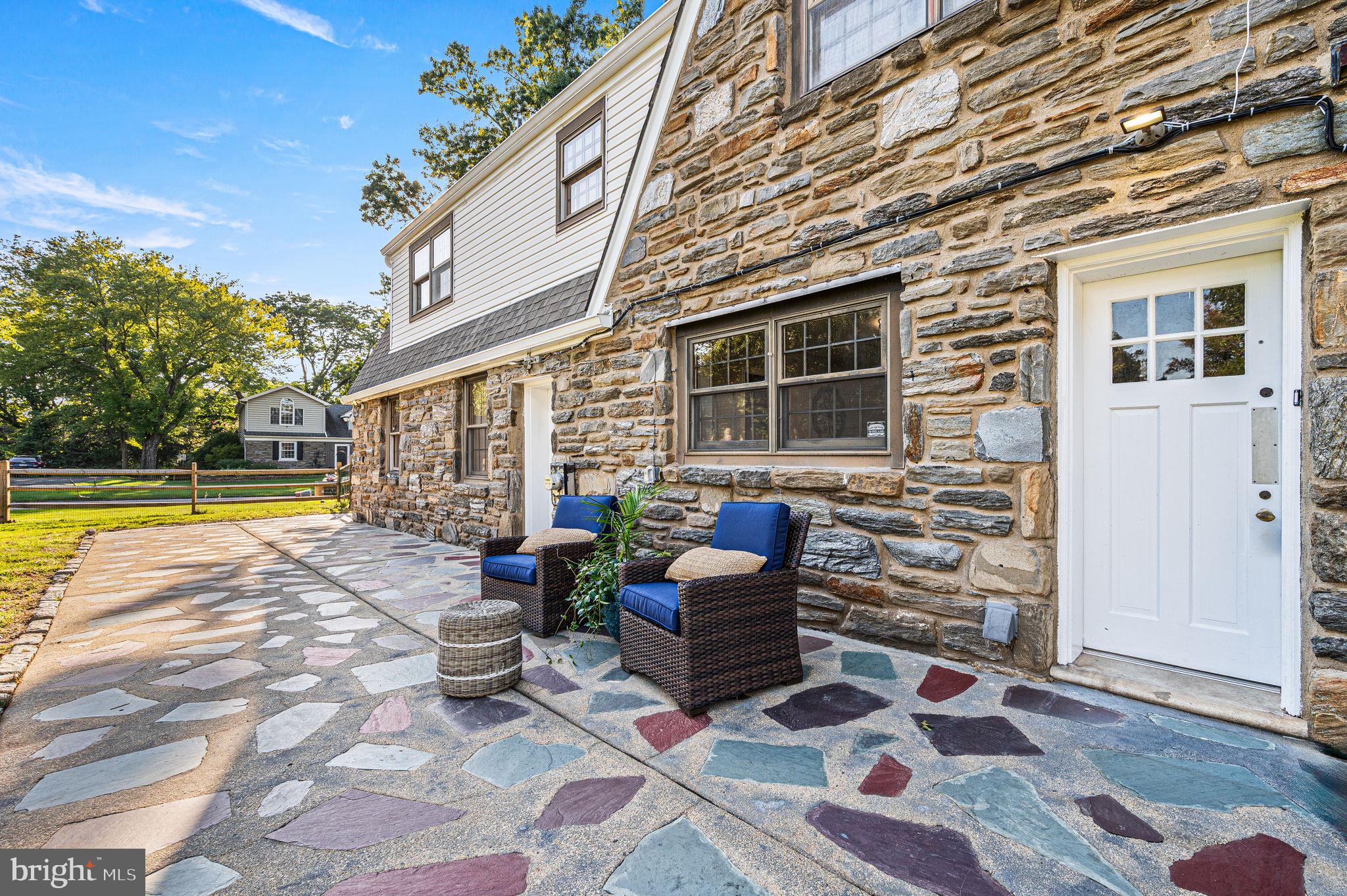 LAPIDEA HILLS - Residential