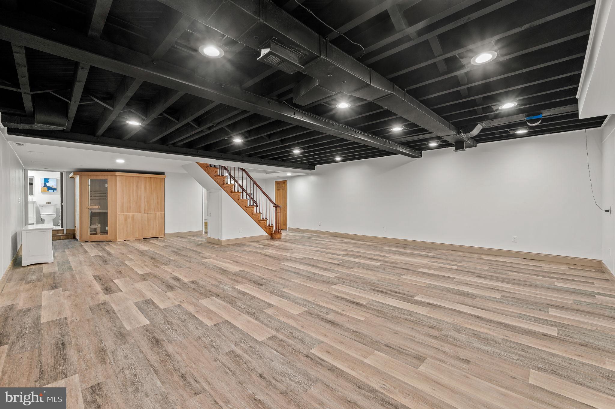 LAPIDEA HILLS - Residential