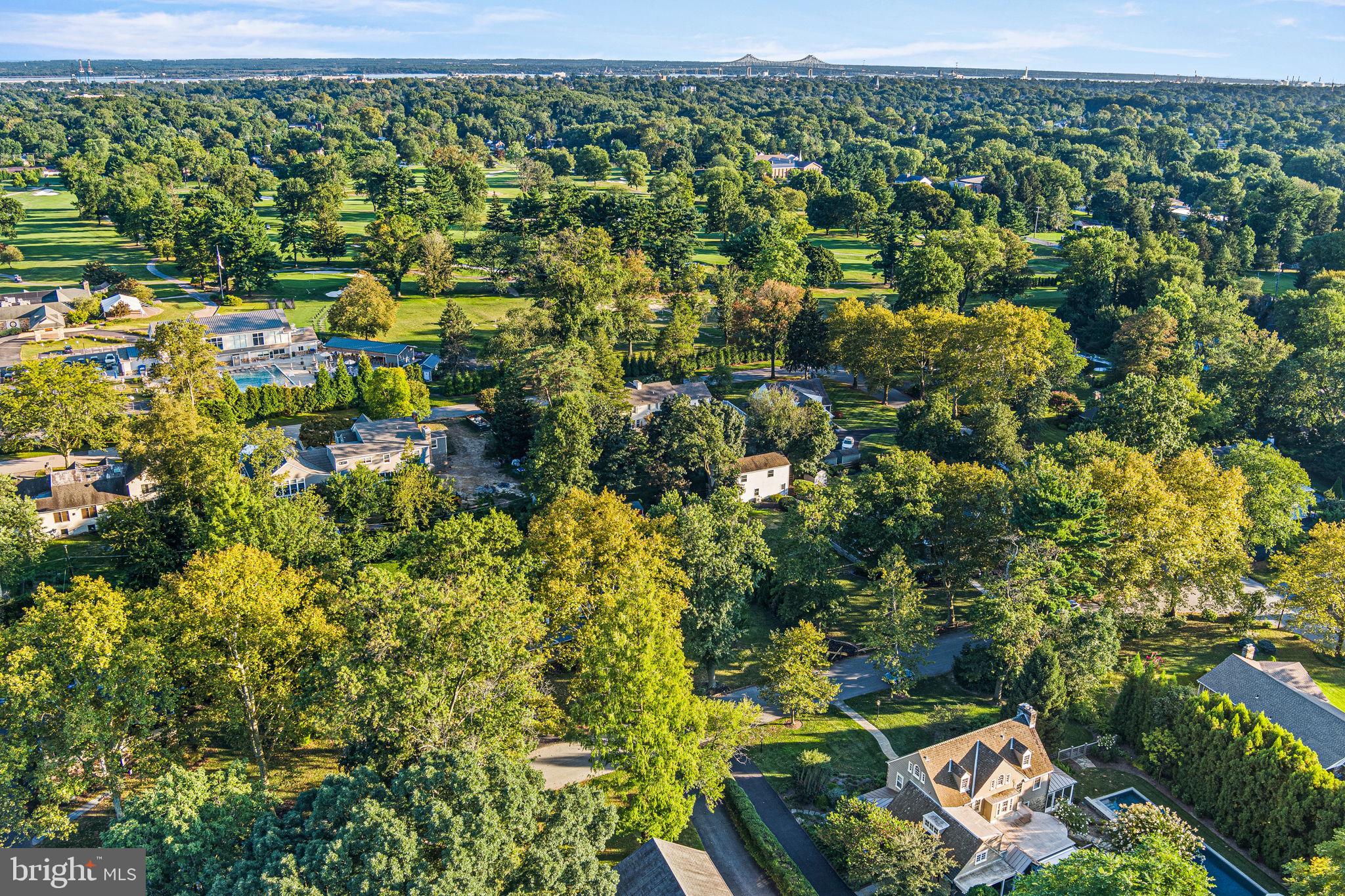 LAPIDEA HILLS - Residential