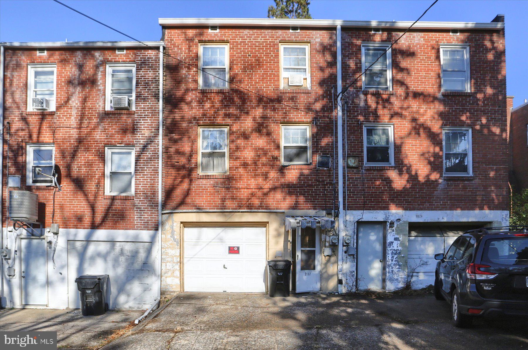 MELROSE GARDENS - Residential