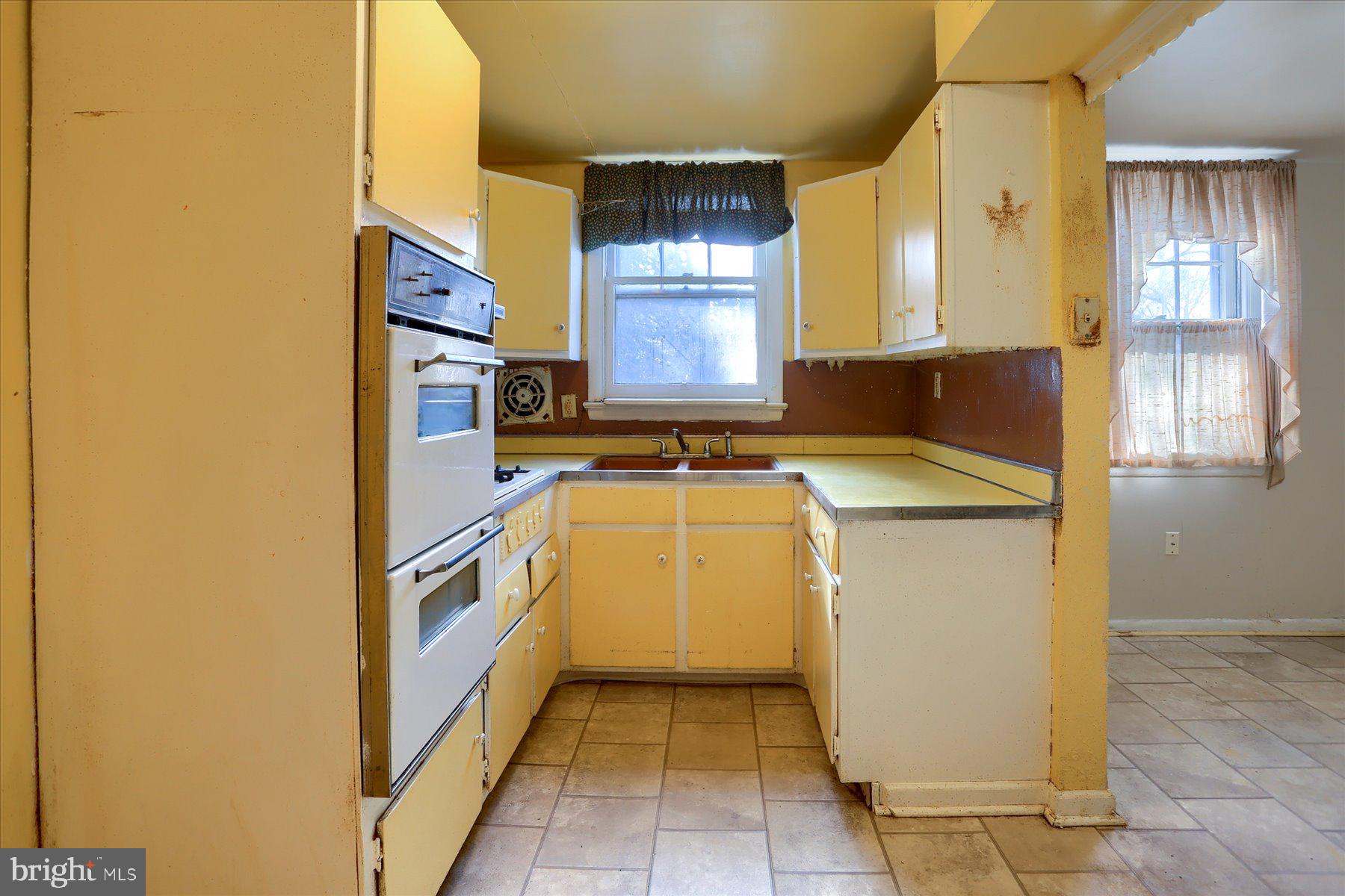 MELROSE GARDENS - Residential