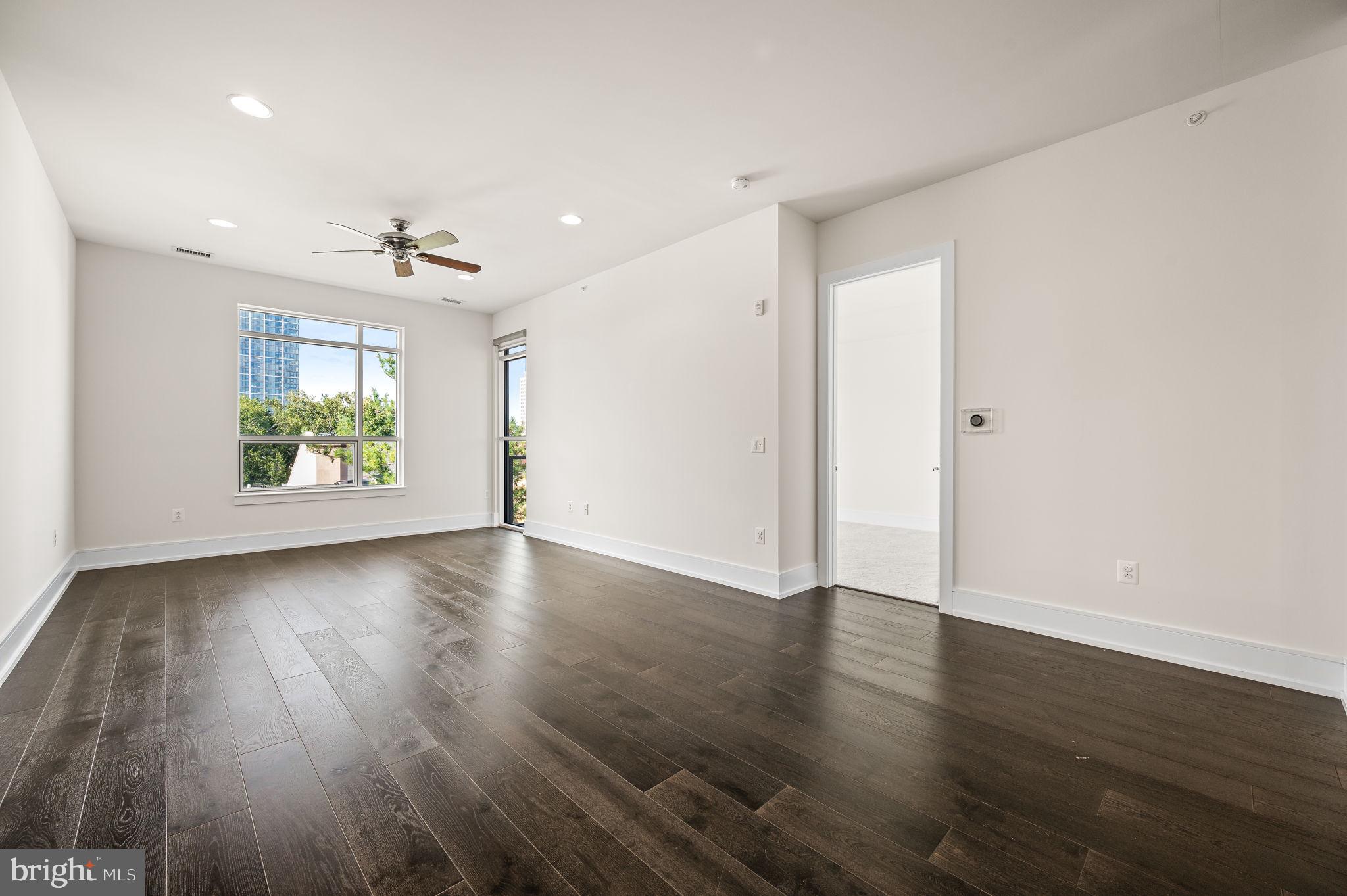 SOCIETY HILL - Residential Lease