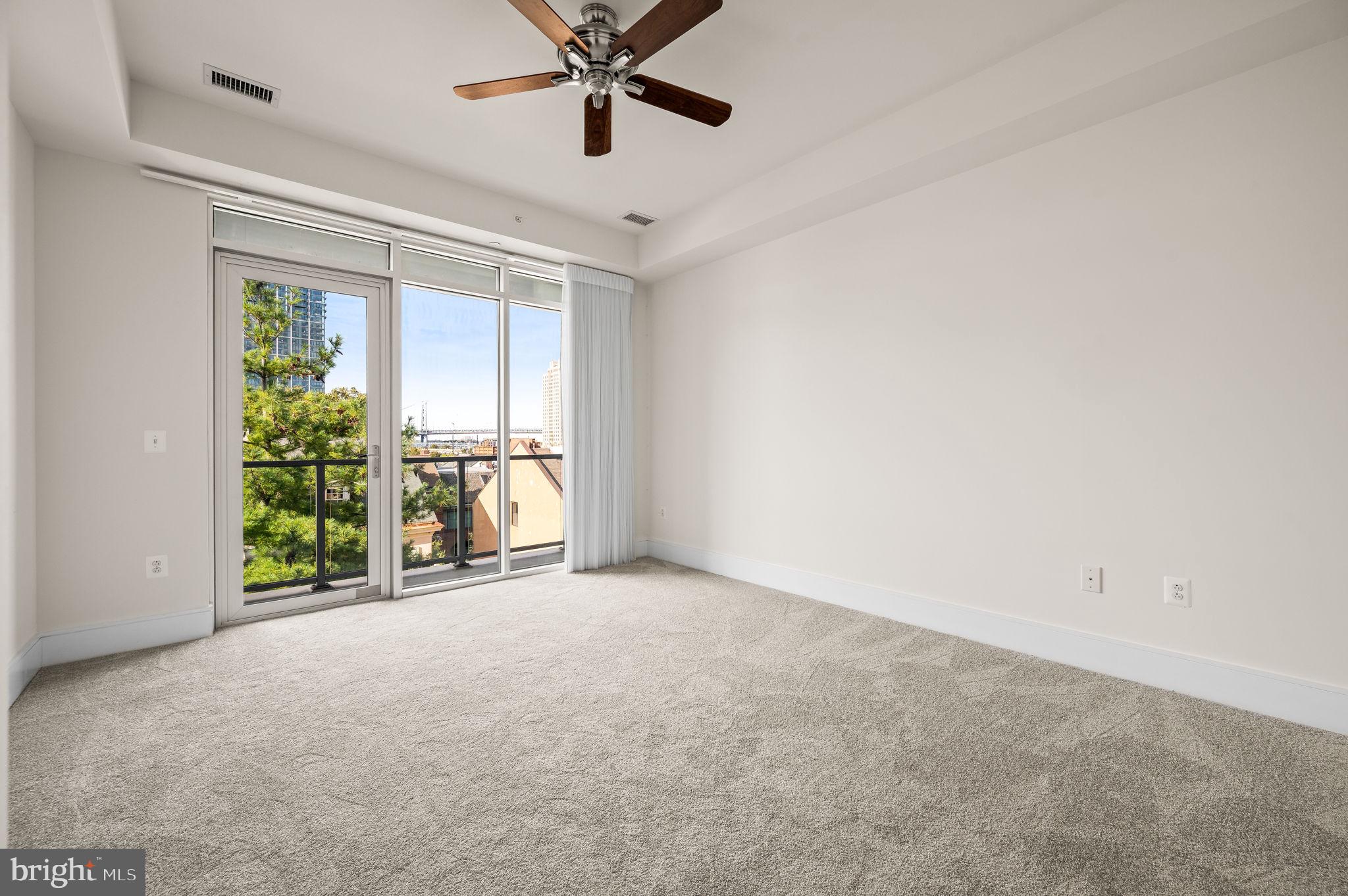SOCIETY HILL - Residential Lease