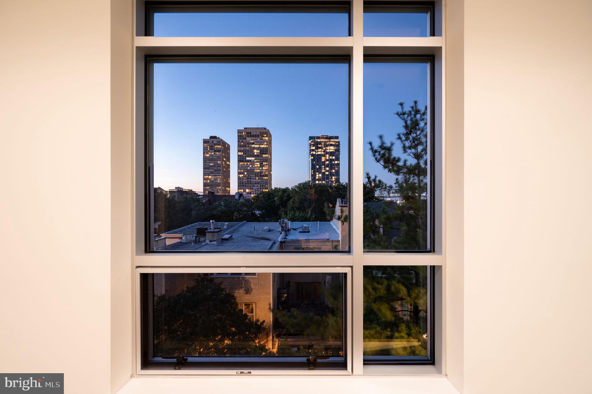 SOCIETY HILL - Residential Lease