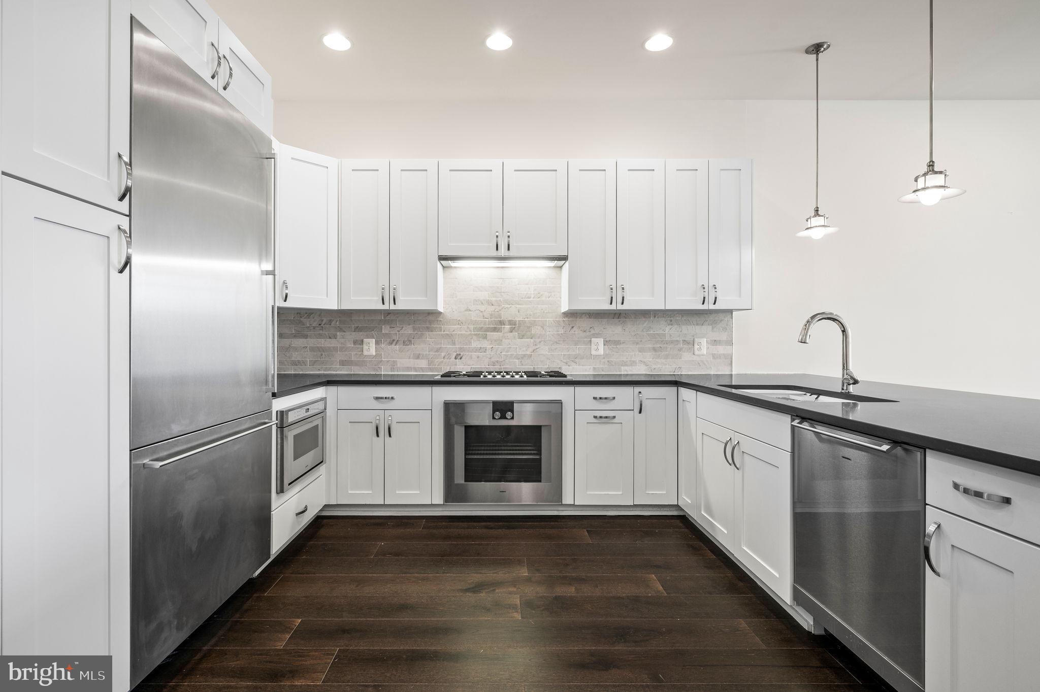 SOCIETY HILL - Residential Lease