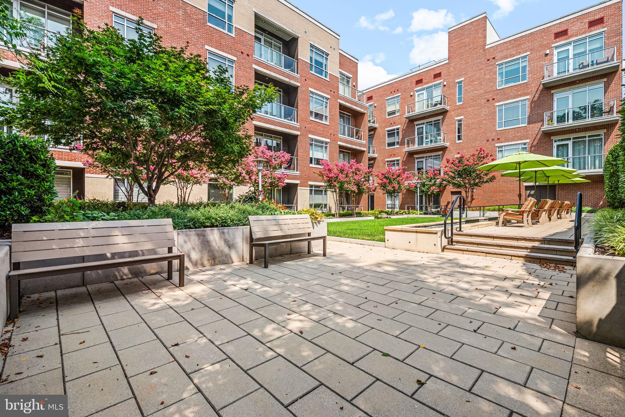 SOCIETY HILL - Residential Lease