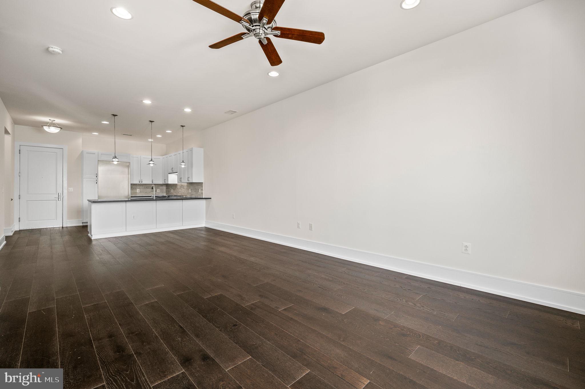 SOCIETY HILL - Residential Lease
