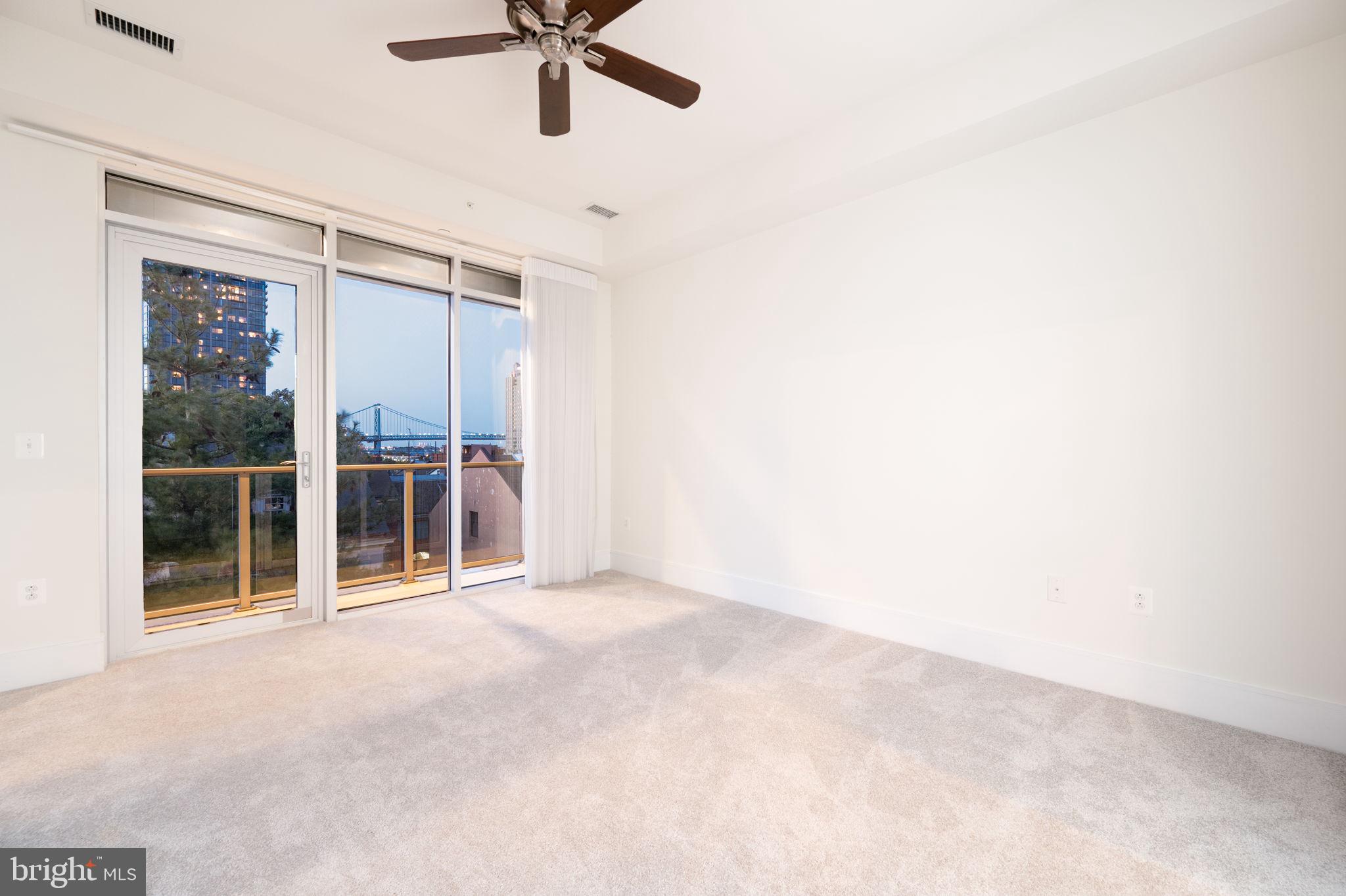 SOCIETY HILL - Residential Lease