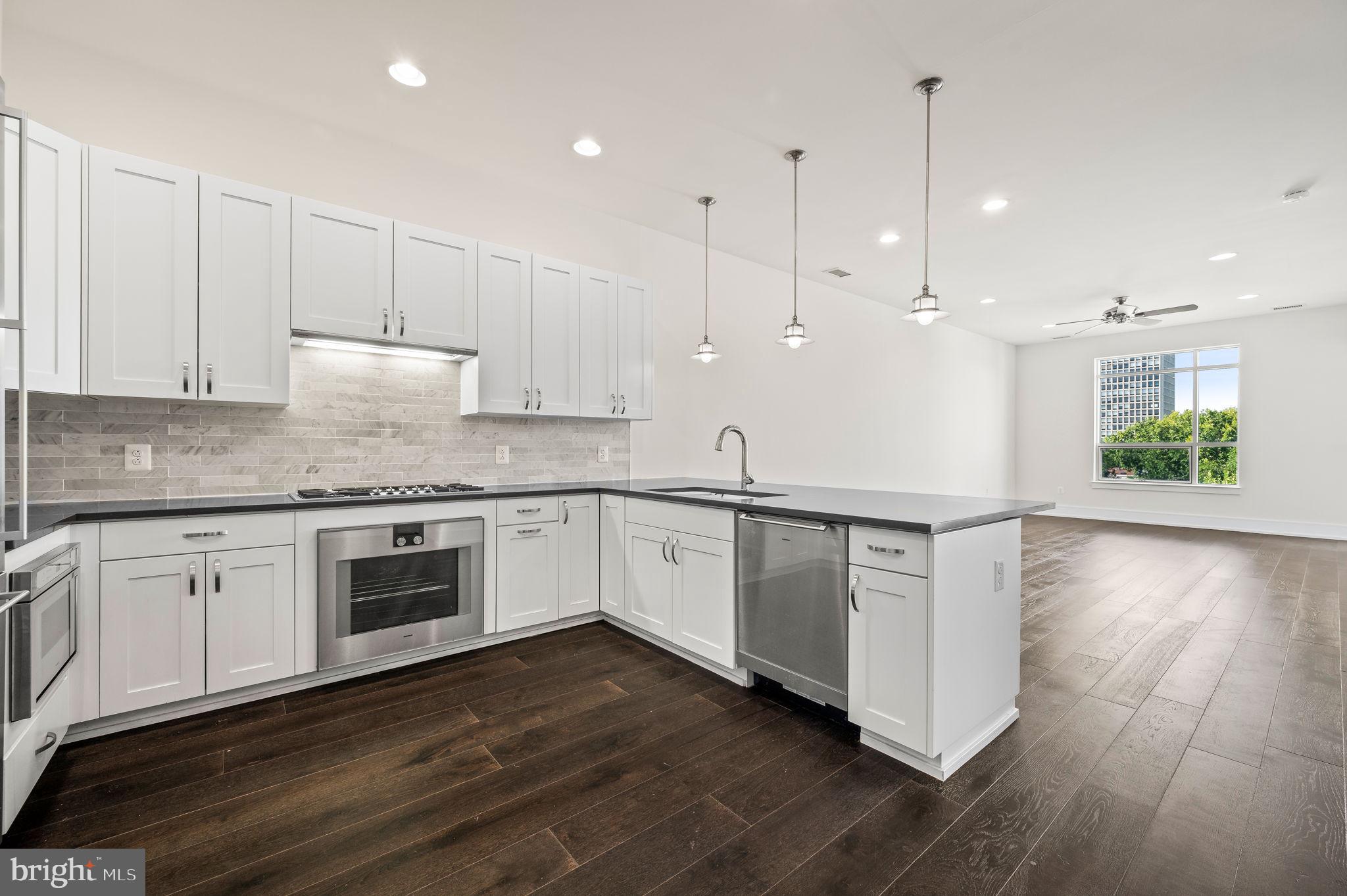 SOCIETY HILL - Residential Lease