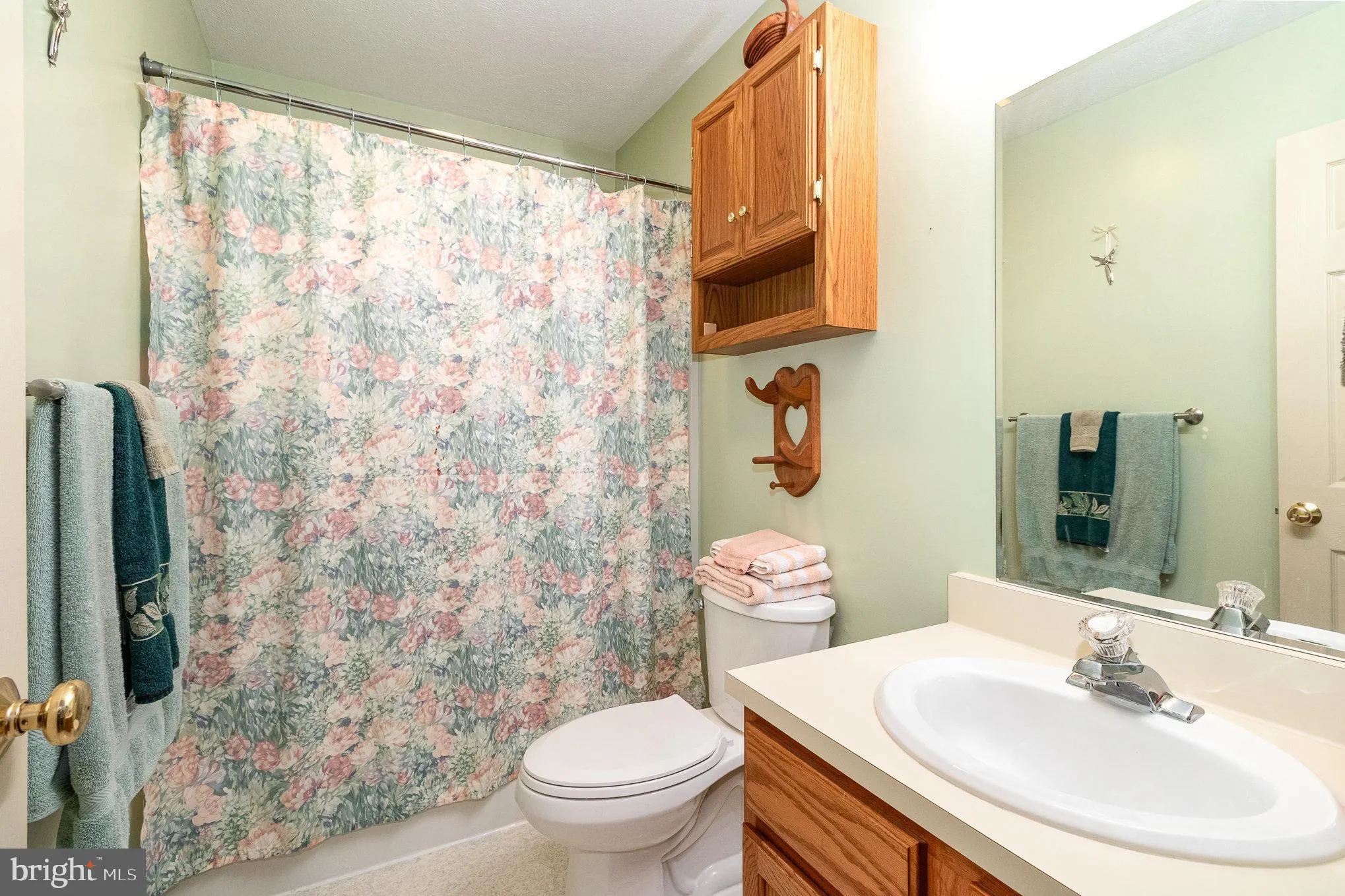 Mount Wolf, Pennsylvania 17347, United States, 3 Bedrooms Bedrooms, ,4 BathroomsBathrooms,Residential,Pending,153911