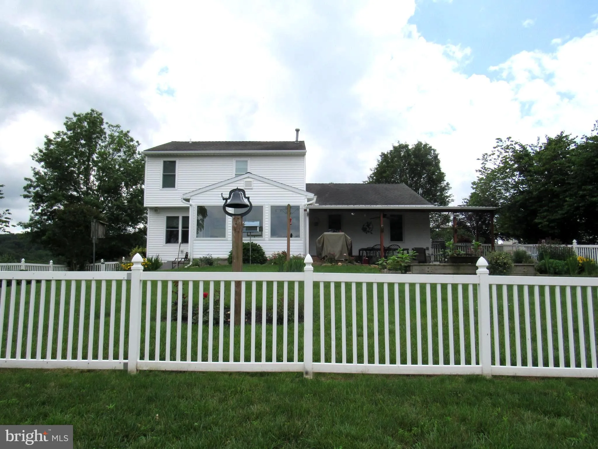 Mount Wolf, Pennsylvania 17347, United States, 3 Bedrooms Bedrooms, ,4 BathroomsBathrooms,Residential,Pending,153911