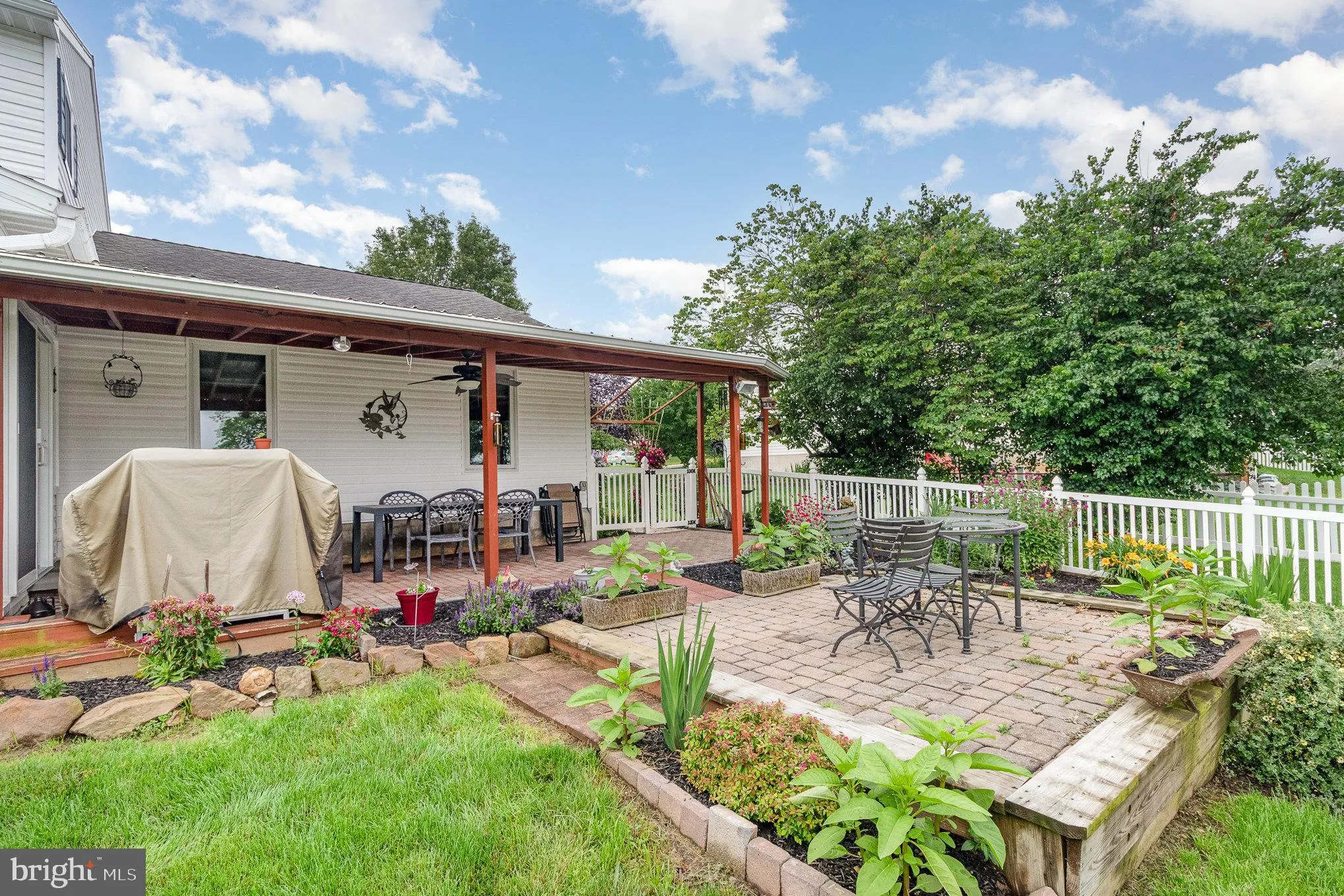 Mount Wolf, Pennsylvania 17347, United States, 3 Bedrooms Bedrooms, ,4 BathroomsBathrooms,Residential,Pending,153911