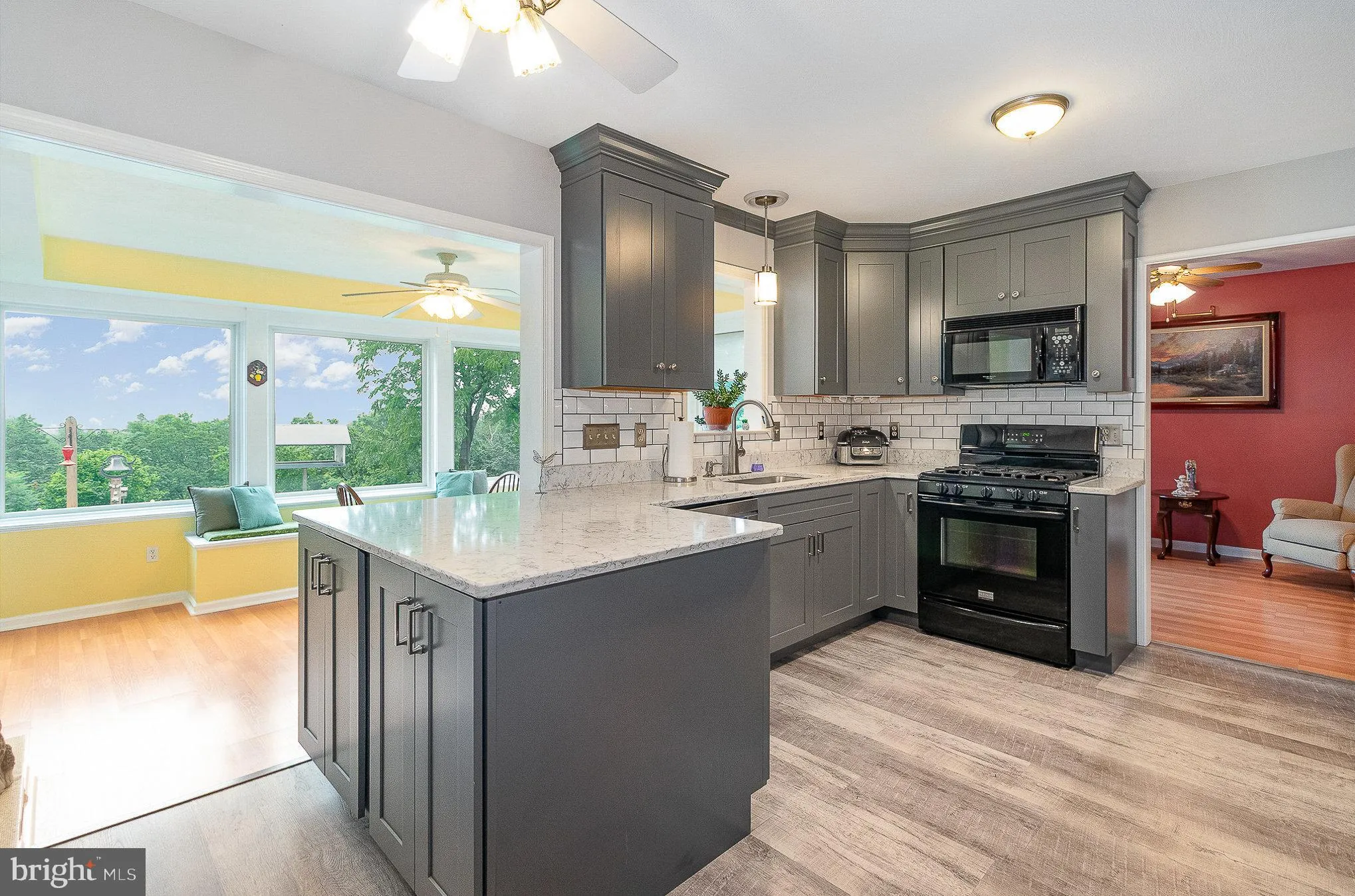 Mount Wolf, Pennsylvania 17347, United States, 3 Bedrooms Bedrooms, ,4 BathroomsBathrooms,Residential,Pending,153911