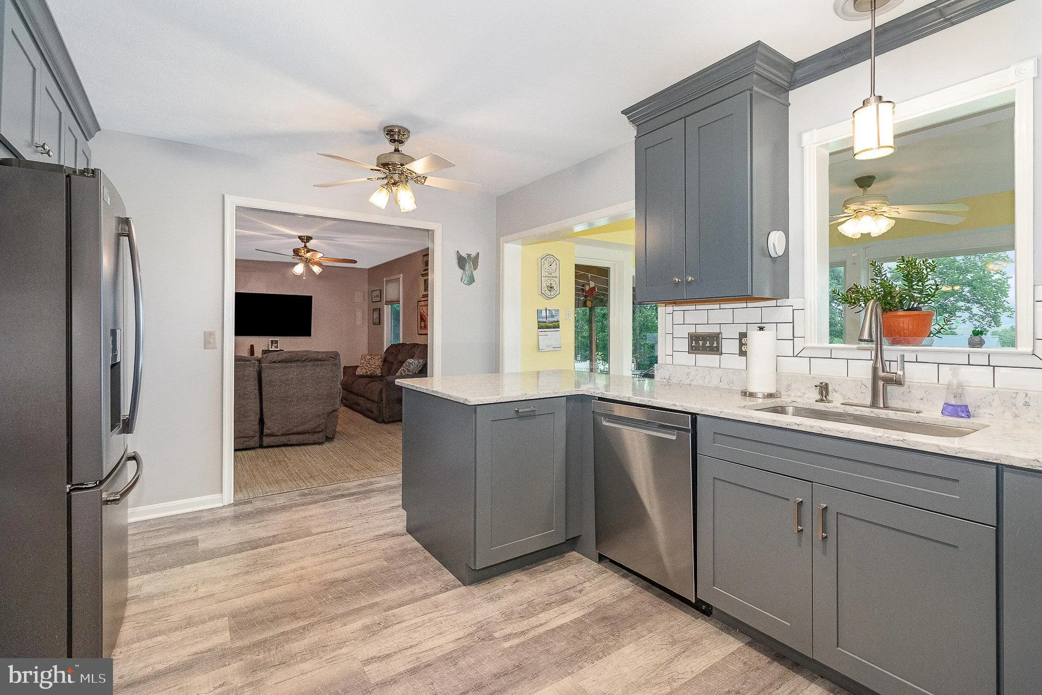 Mount Wolf, Pennsylvania 17347, United States, 3 Bedrooms Bedrooms, ,4 BathroomsBathrooms,Residential,Pending,153911