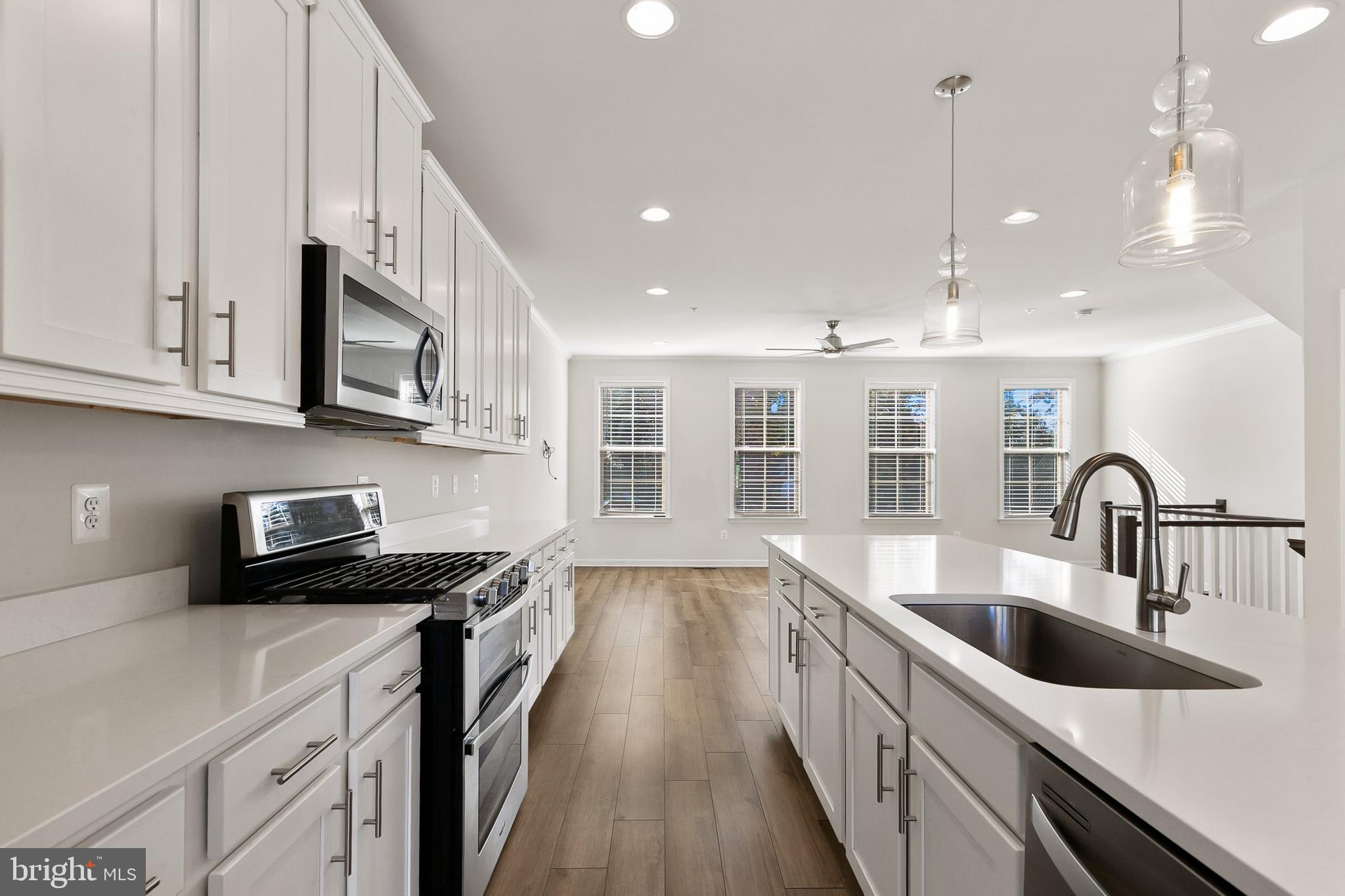 ASHTON MARKET - Residential