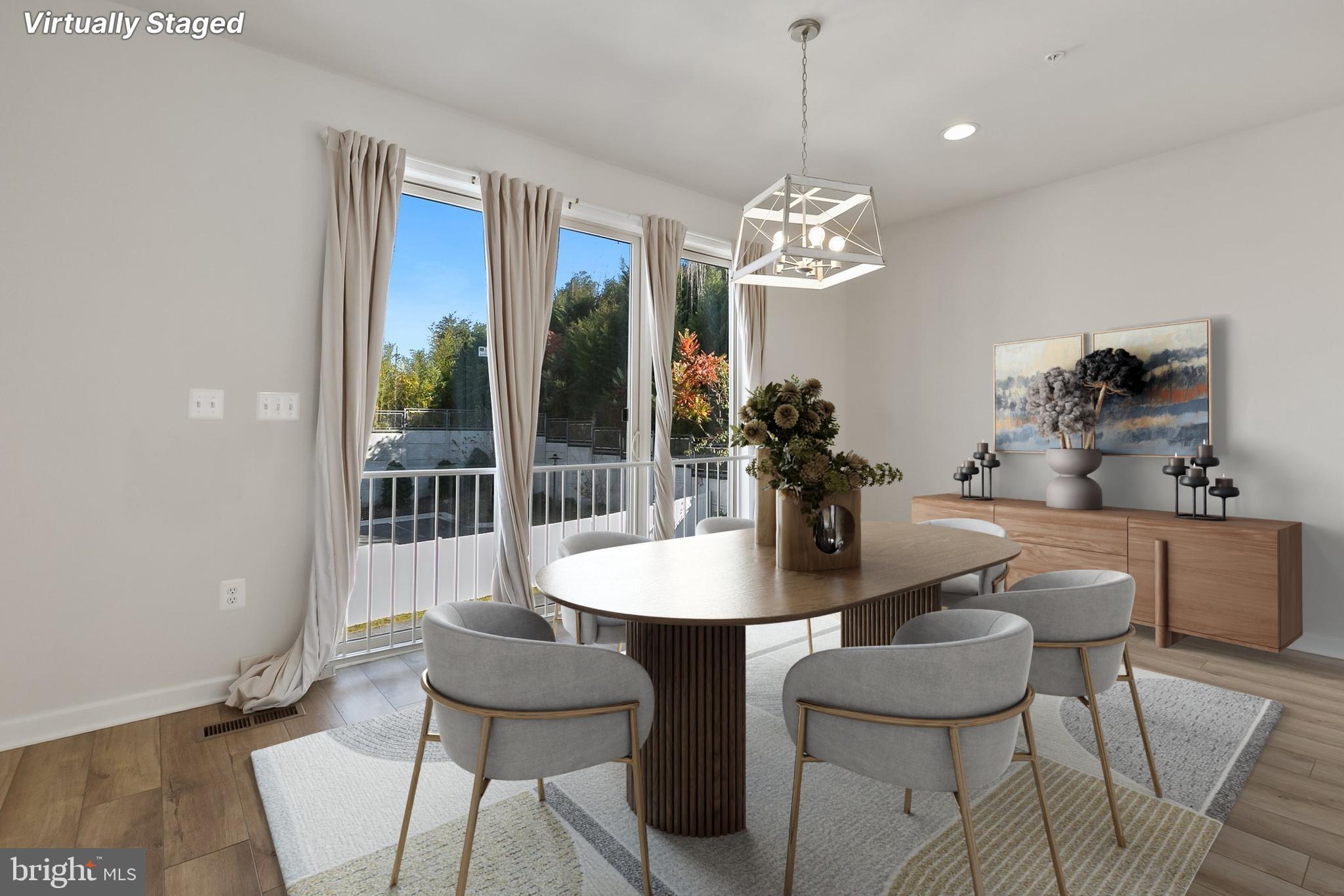 ASHTON MARKET - Residential