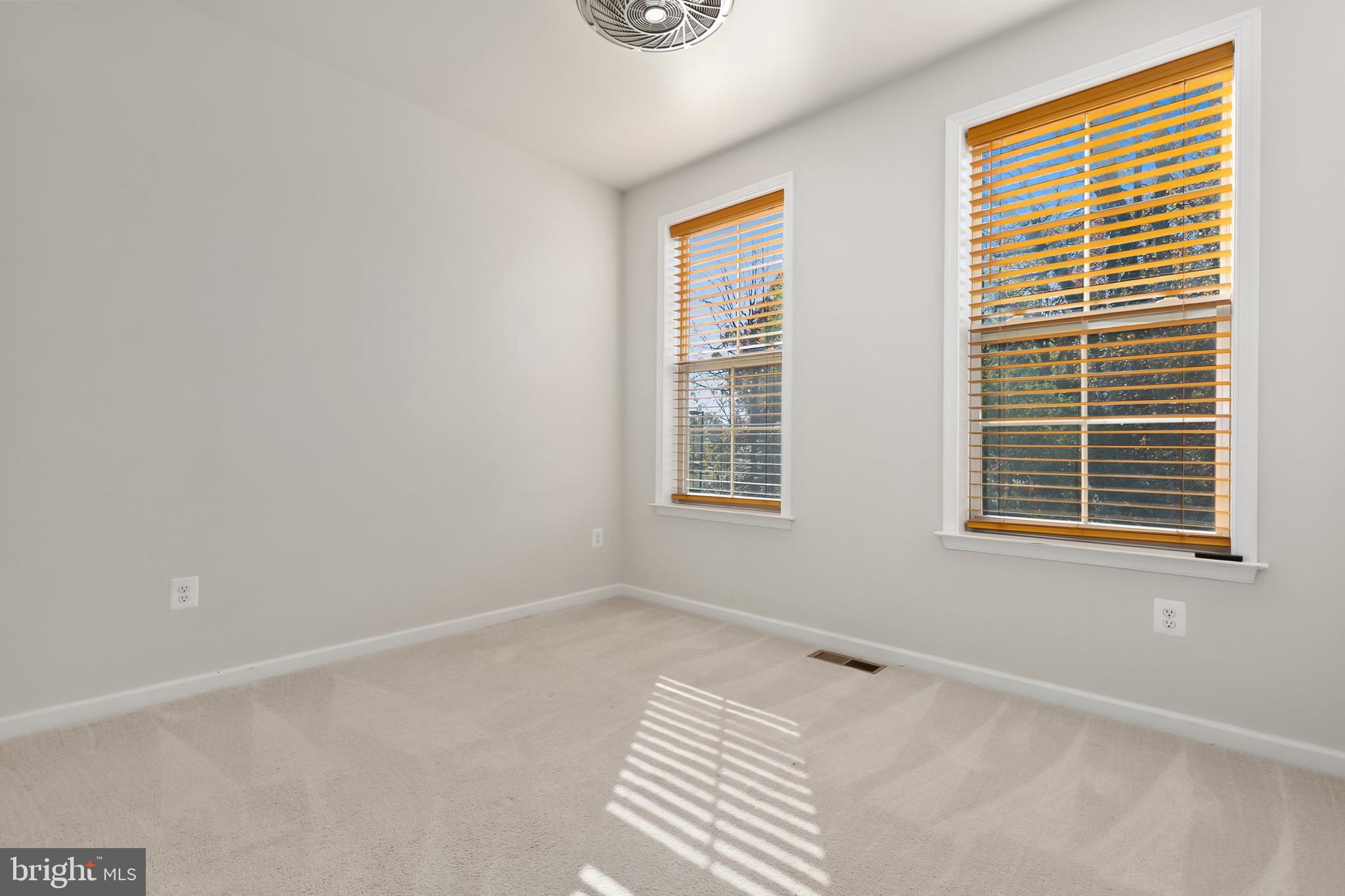 ASHTON MARKET - Residential