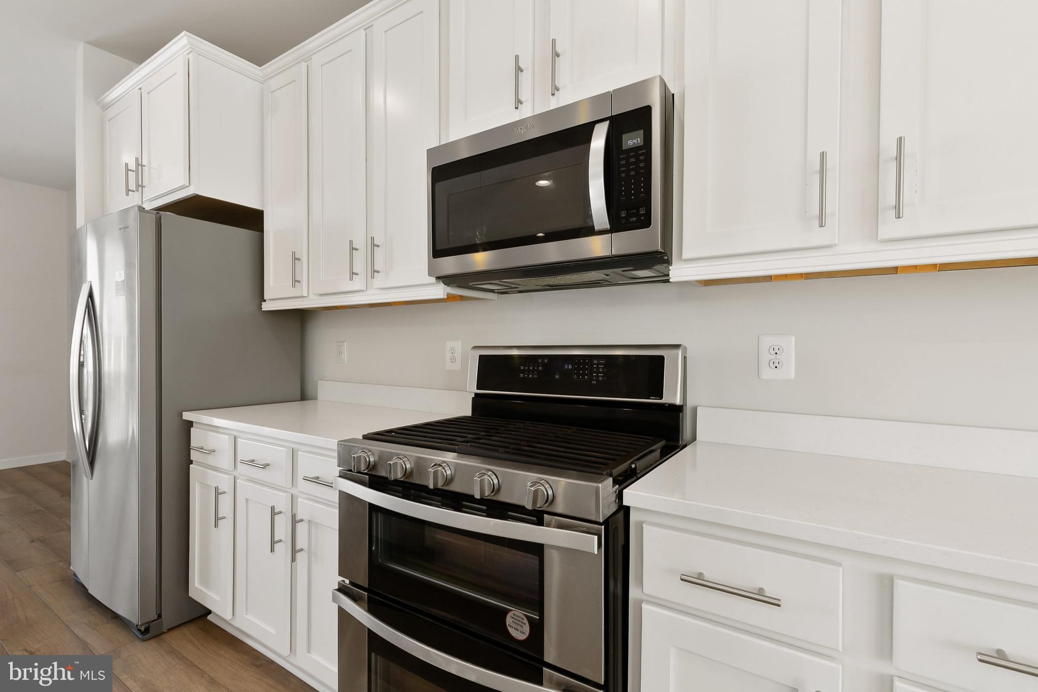 ASHTON MARKET - Residential