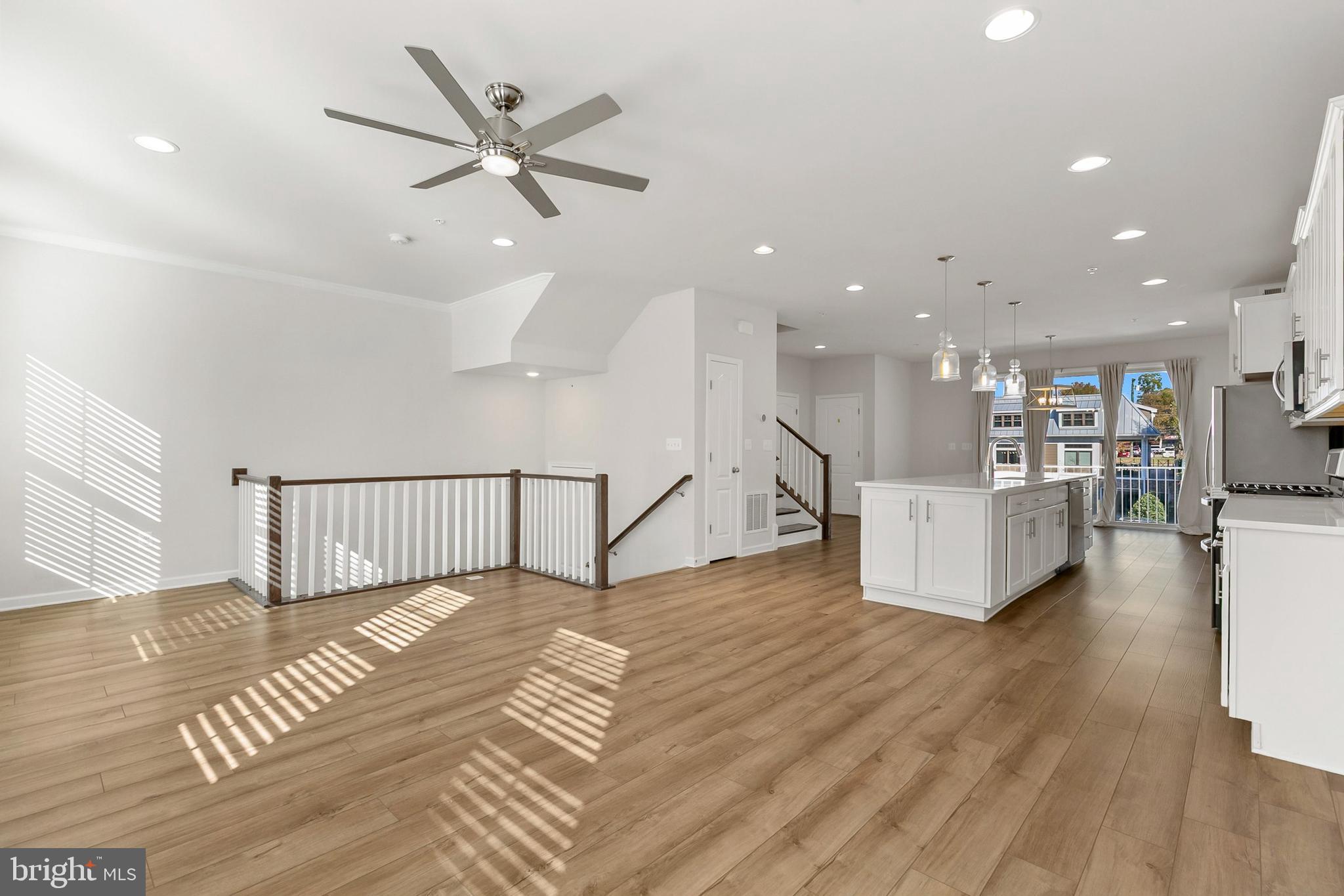 ASHTON MARKET - Residential