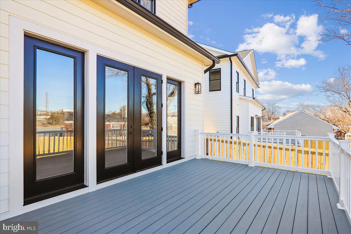 GEORGETOWN VILLAGE - Residential