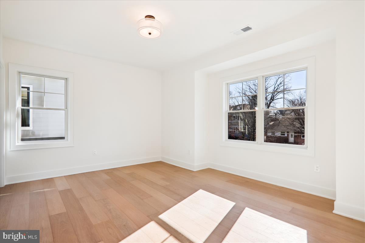 GEORGETOWN VILLAGE - Residential